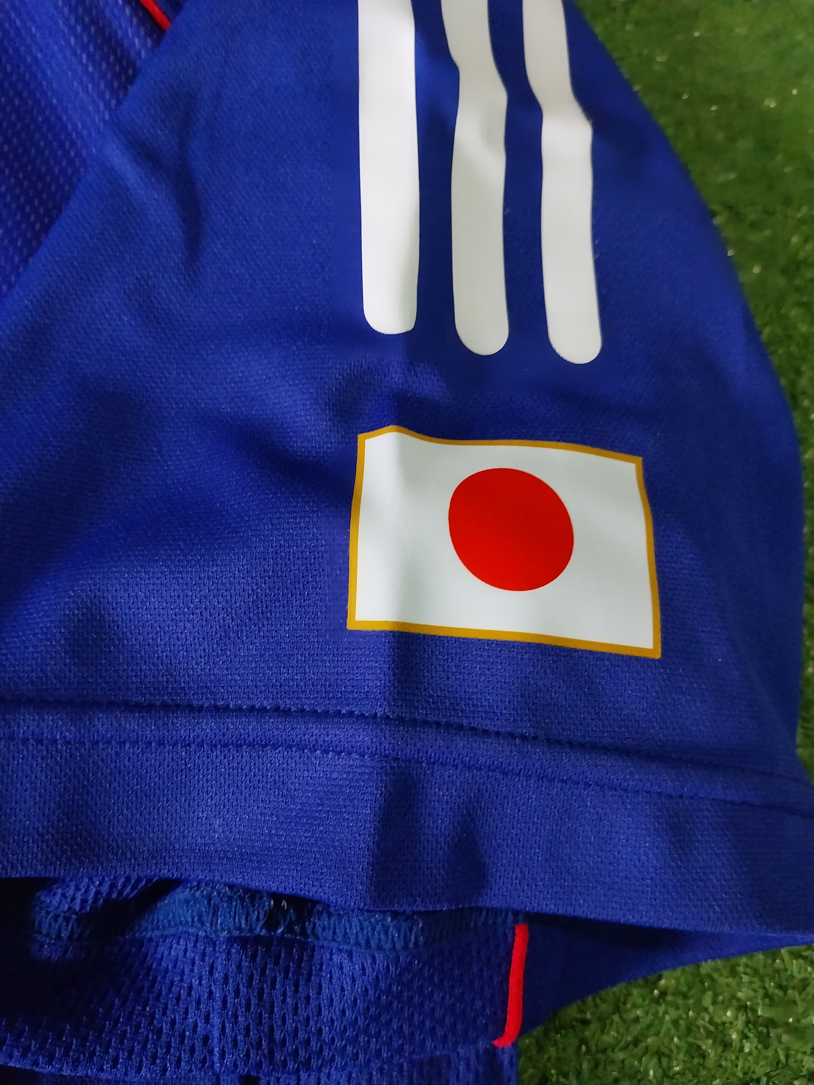Adidas Japan world cup 2002 nakata jersey football Size US S / EU 44-46 / 1 - 11 Thumbnail