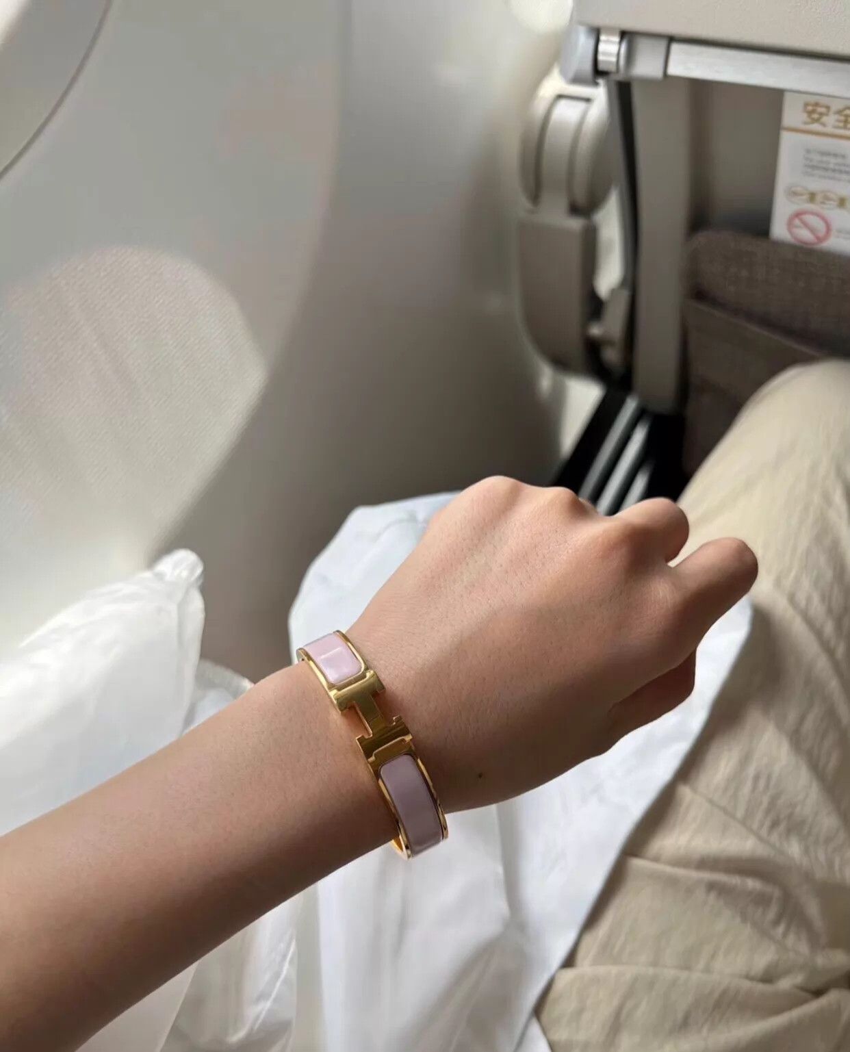 Hermes Hermès Clic H Pink Enamel H Gold Bangle PM Size ONE SIZE - 2 Thumbnail