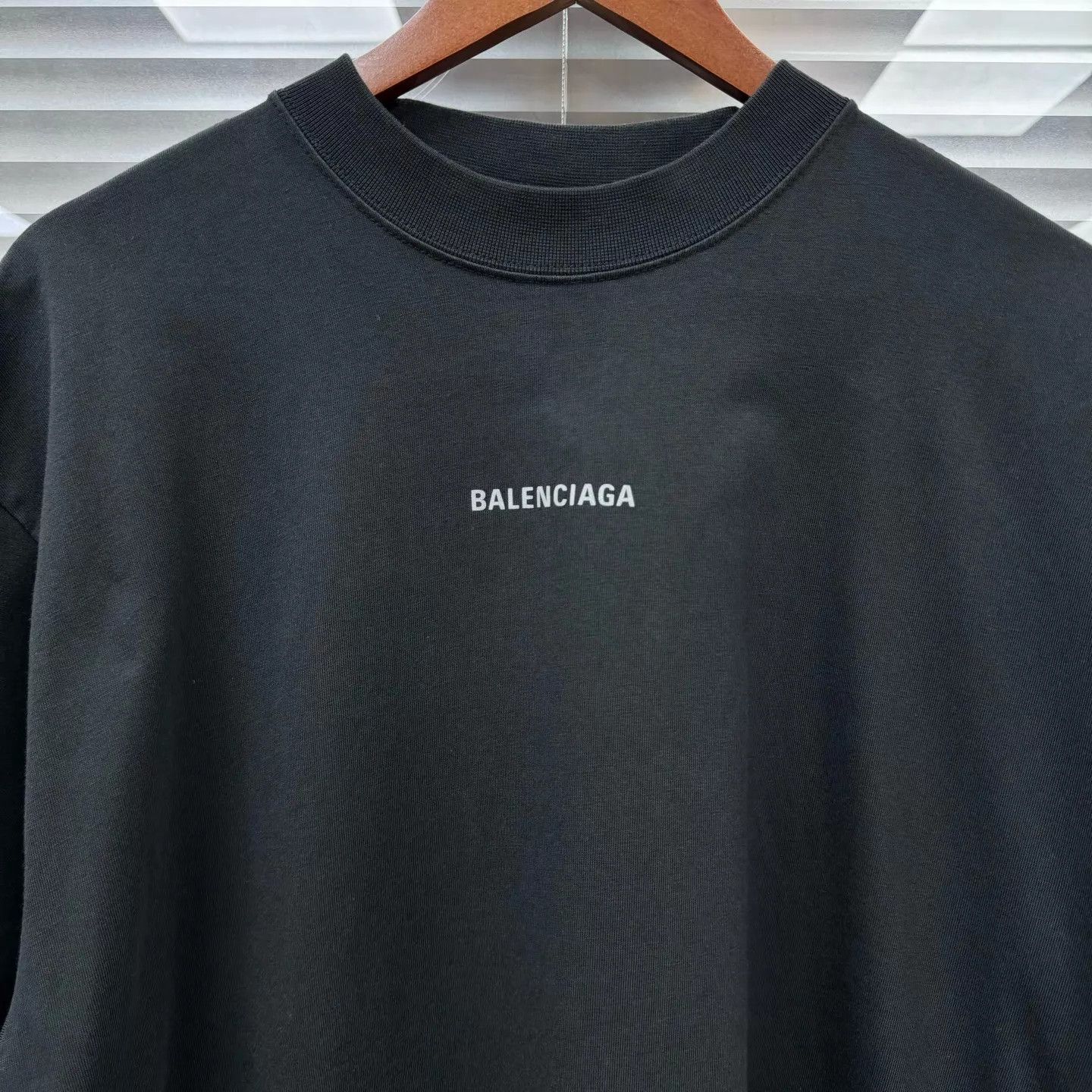 Balenciaga Balenciaga Reflective Front/Back Logo Short Tee M Size US M / EU 48-50 / 2 - 4 Thumbnail