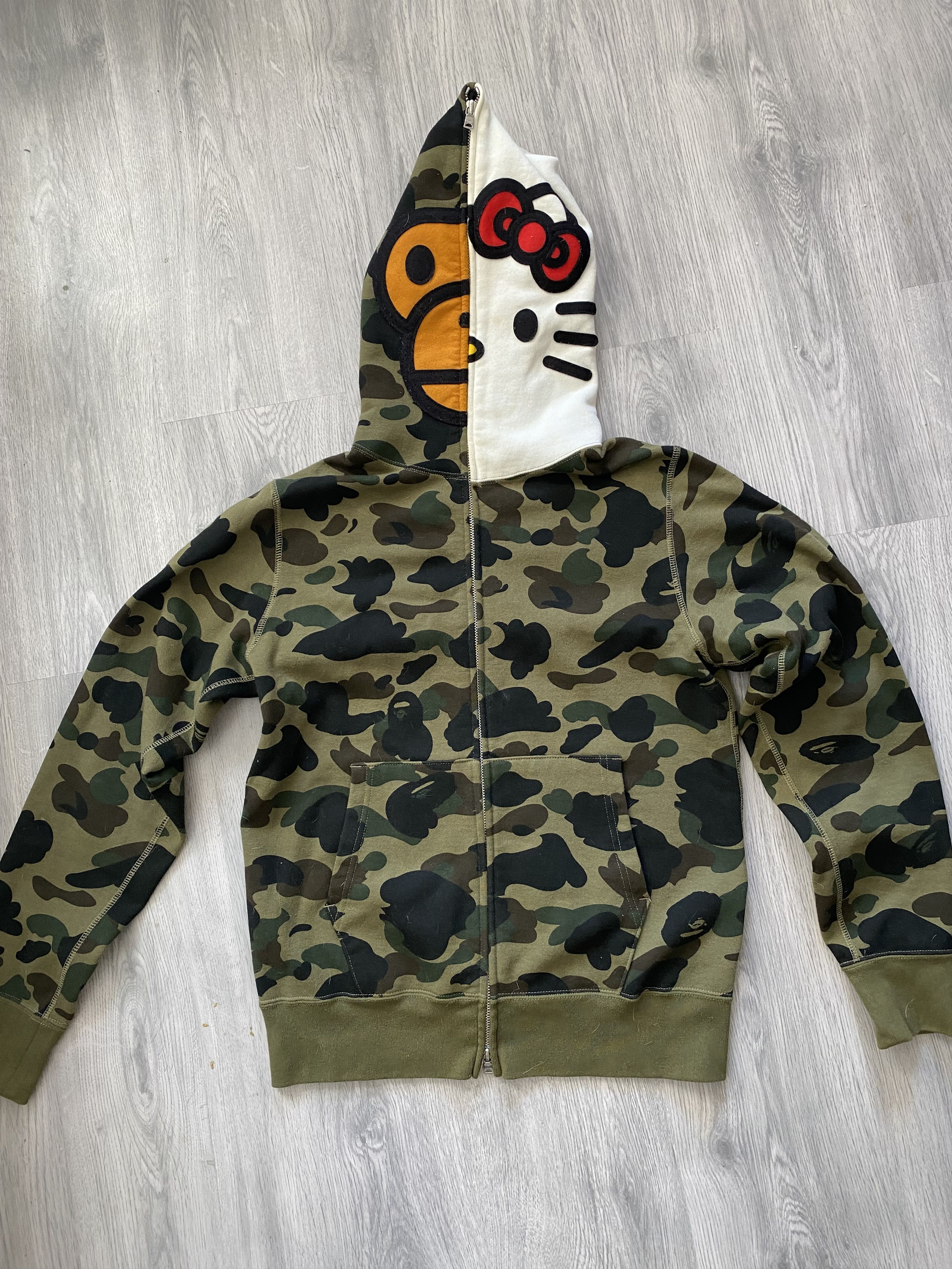 銀座　ape✖️キティ BABY MILO® × HELLO KITTY | bape.com