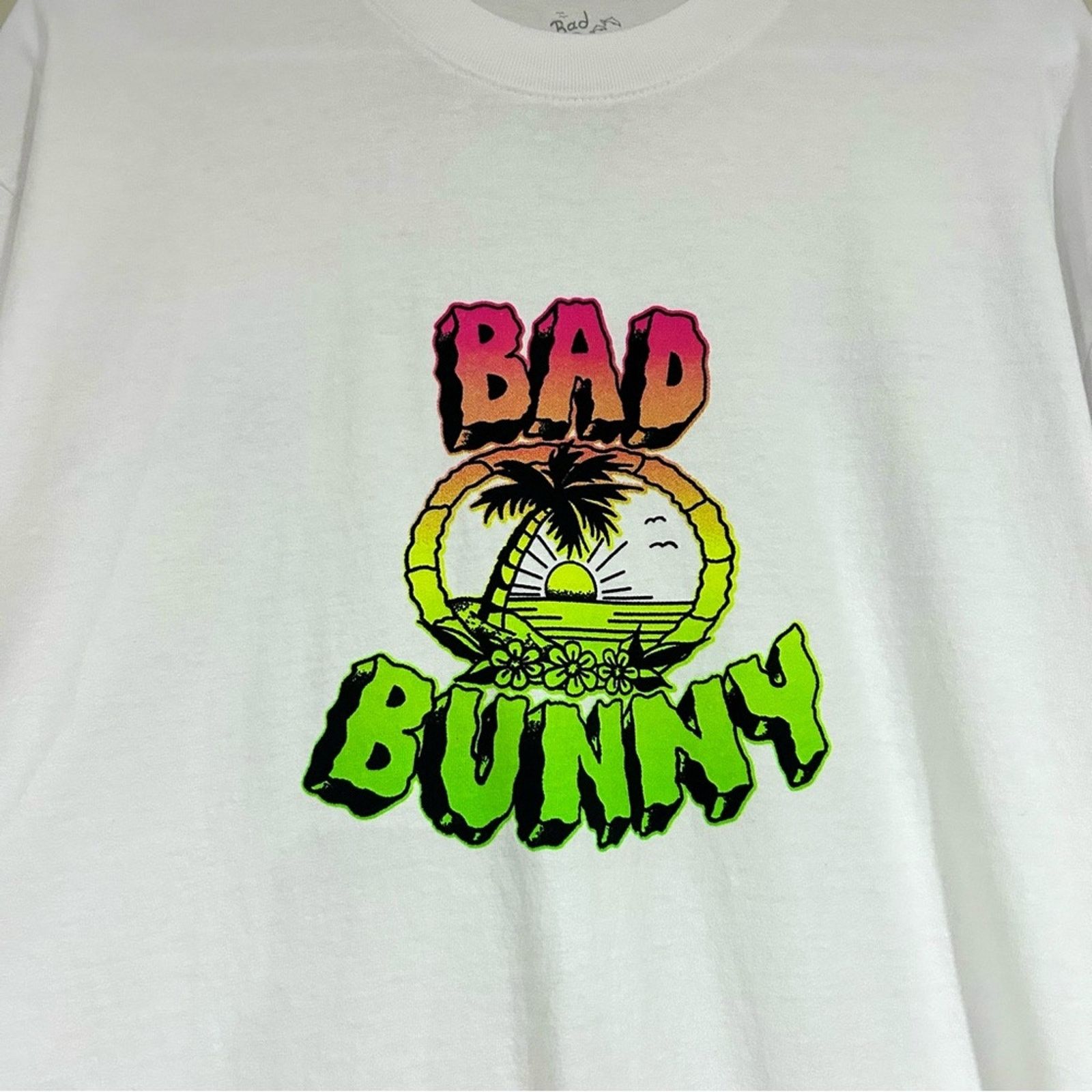 Other Bad Bunny 2022 World’s Hottest Tour Shirt Size US M / EU 48-50 / 2 - 3 Thumbnail