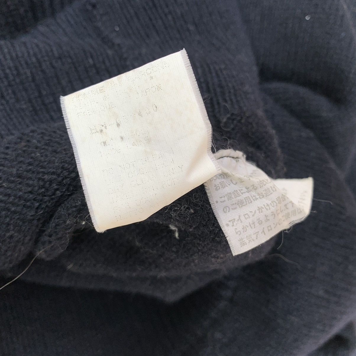 Comme des Garcons Rare! Vintage Distressed 90s Comme Des Garcons Wool Cardigan Size US L / EU 52-54 / 3 - 12 Thumbnail