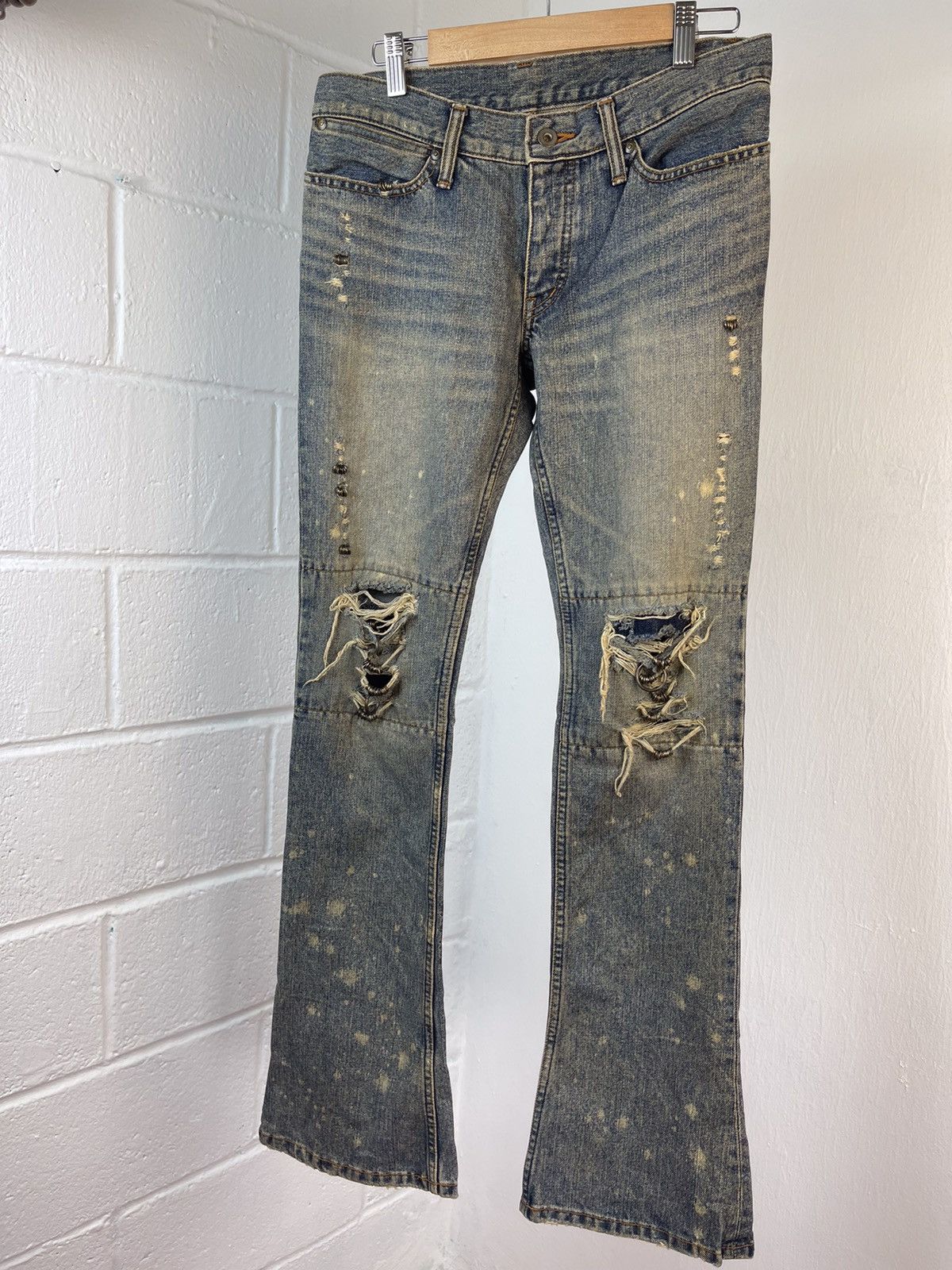 If Six Was Nine × KMRii × Le Grande Bleu (L.G.B.) TruePiece IFSIXWASNINE MUD MAX FLARE DENIM Size US 29 - 3 Thumbnail