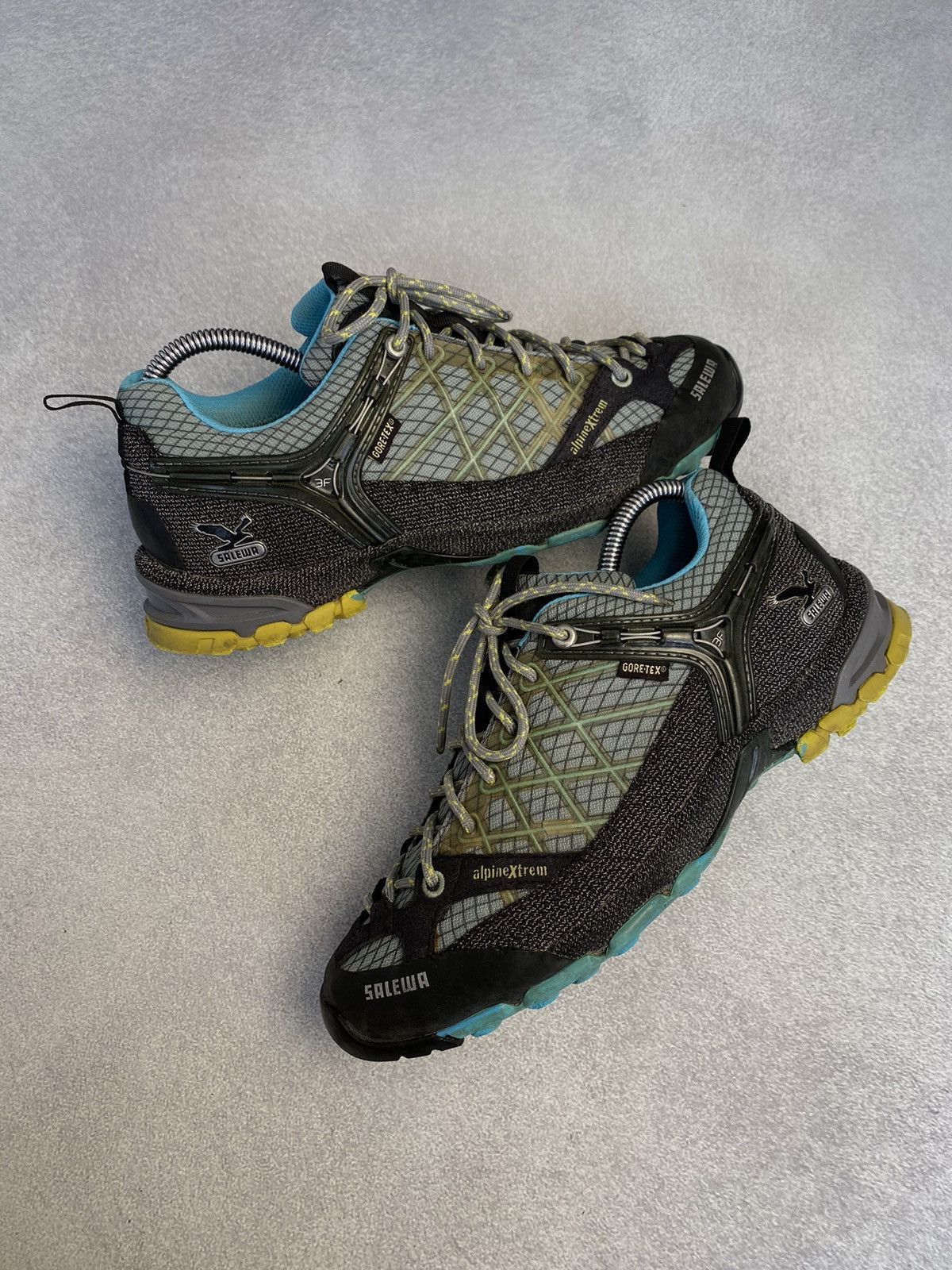 Vintage Vintage Salewa Gore-Tex Hiking Shoes trekking outdoor US8 Size US 8 / EU 41 - 3 Thumbnail
