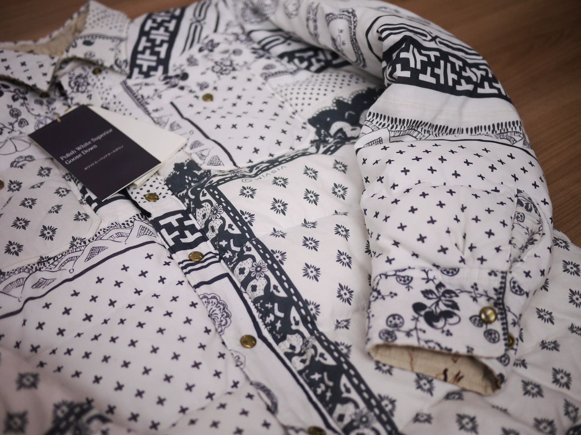 Visvim Visvim 18AW ICT Kerchief Down Jkt White Bandana 3 Size US L / EU 52-54 / 3 - 4 Thumbnail