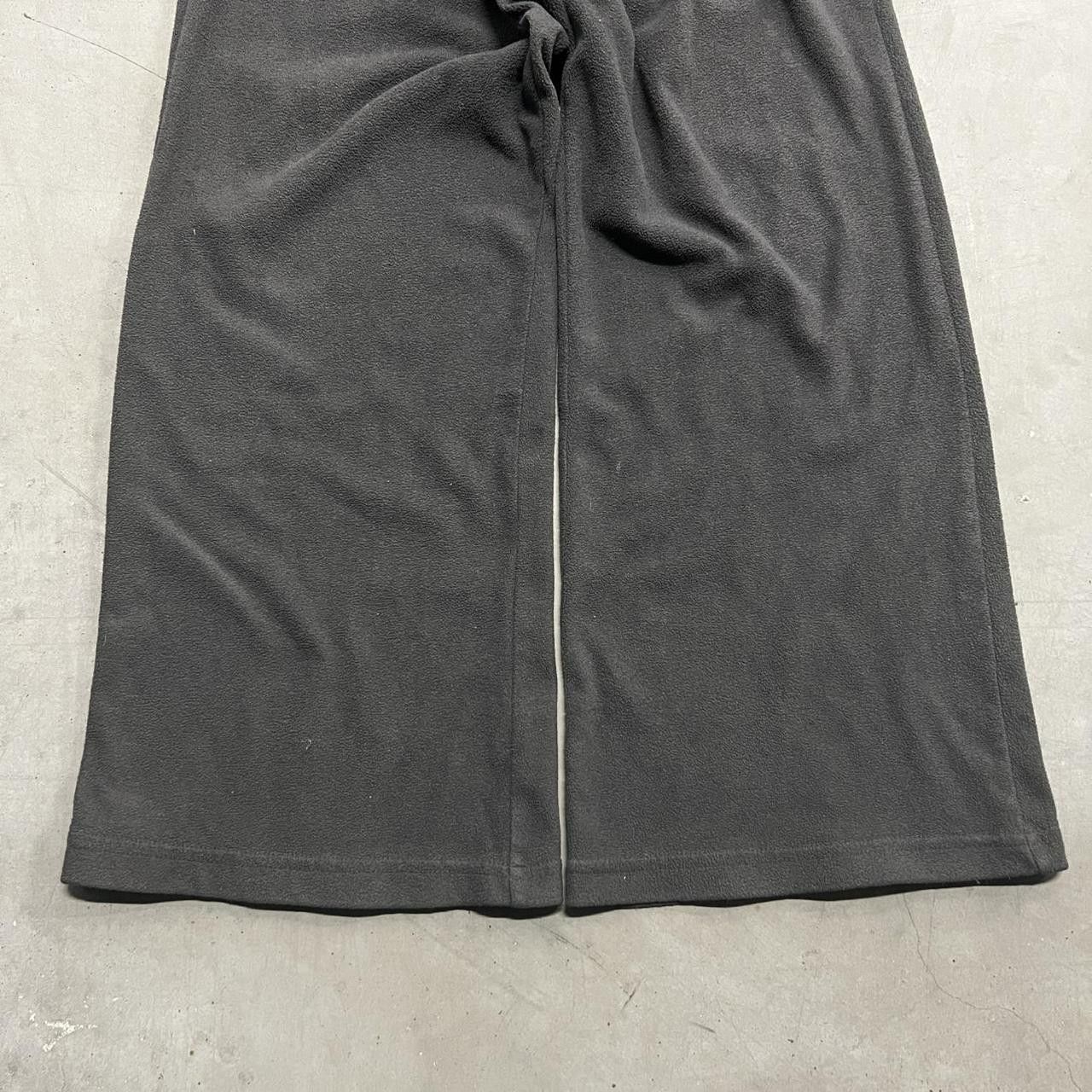 Vintage Vintage Y2K/2000s Baggy Wideleg Grey Sweatpants with adjustable waistband! Size US 36 / EU 52 - 4 Thumbnail