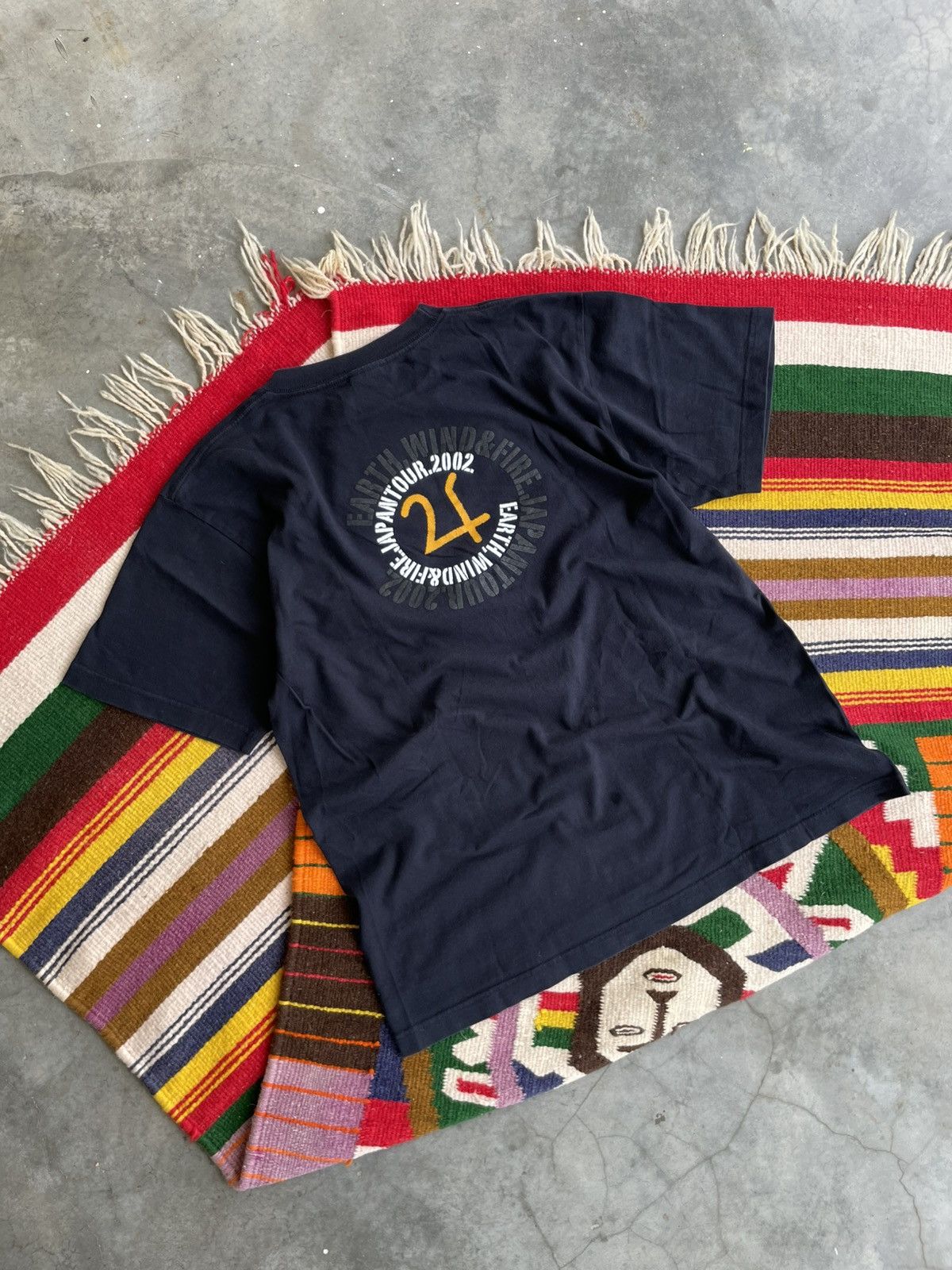 Band Tees × Vintage VTG 00s Earth, Wind & Fire, Japan Tour 2002 Size US L / EU 52-54 / 3 - 8 Thumbnail