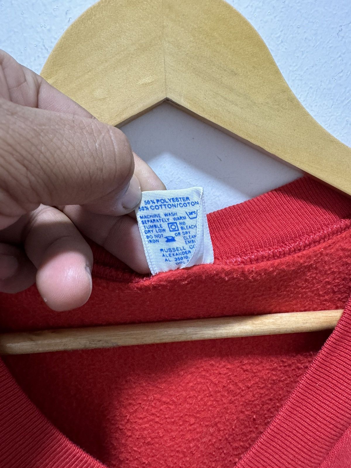 Russell Athletic × Vintage VINTAGE 90s NEBRASKA VNECK SWEATSHIRT Size US S / EU 44-46 / 1 - 11 Thumbnail