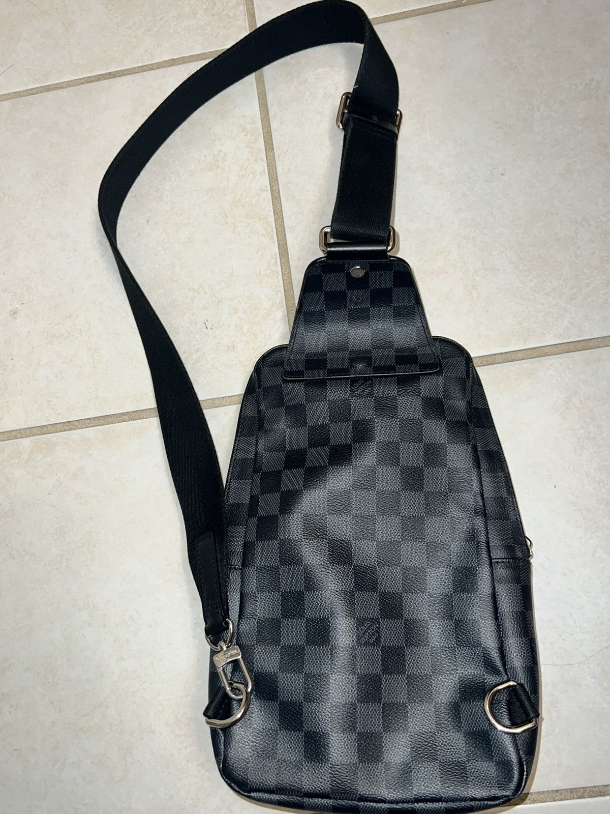 Louis Vuitton Louis Vuitton Damier Graphite Sling Bag Size ONE SIZE - 6 Thumbnail