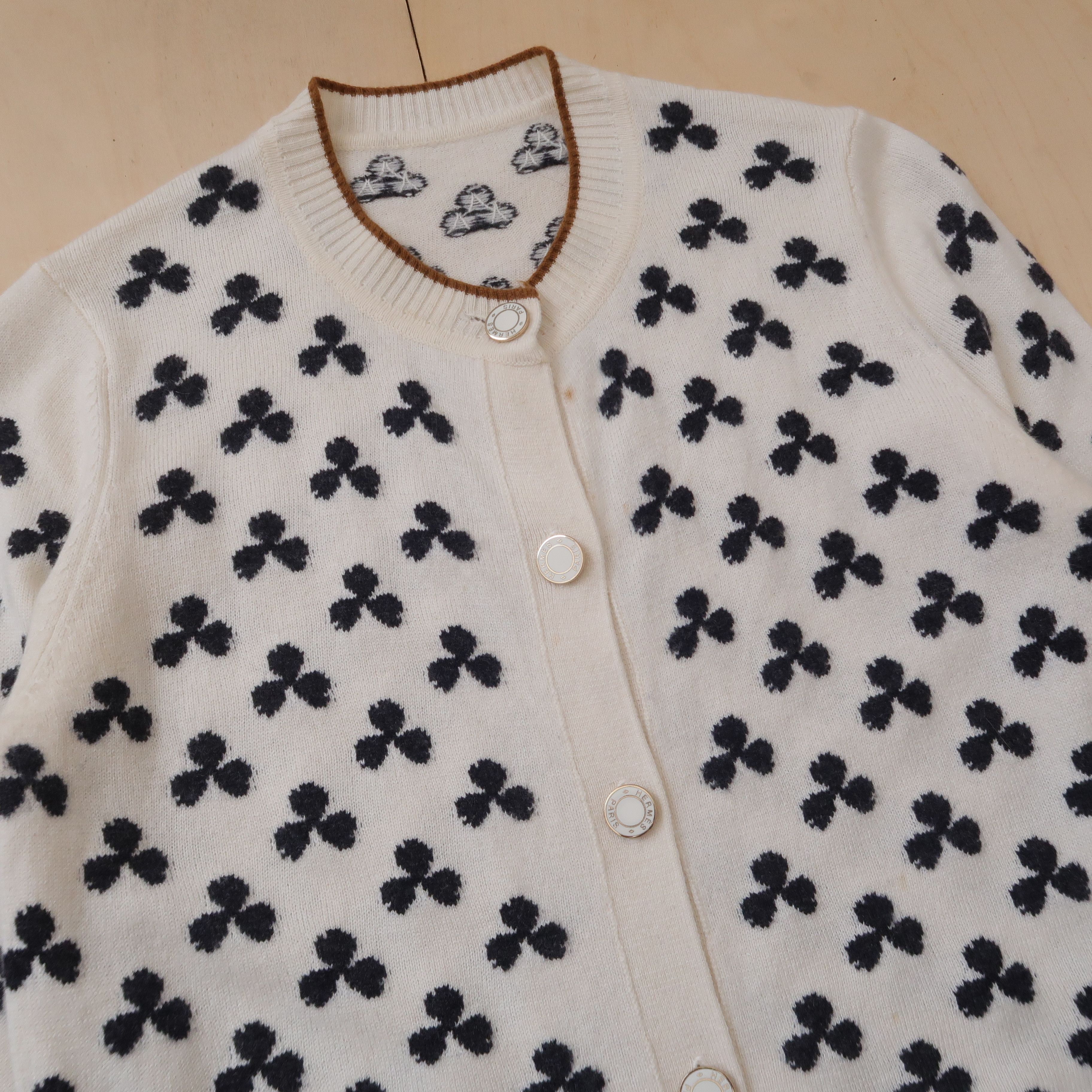 Hermes Hermes Margiela Era Ecru White Clover Cardigan Cashmere Size US S / EU 44-46 / 1 - 5 Thumbnail