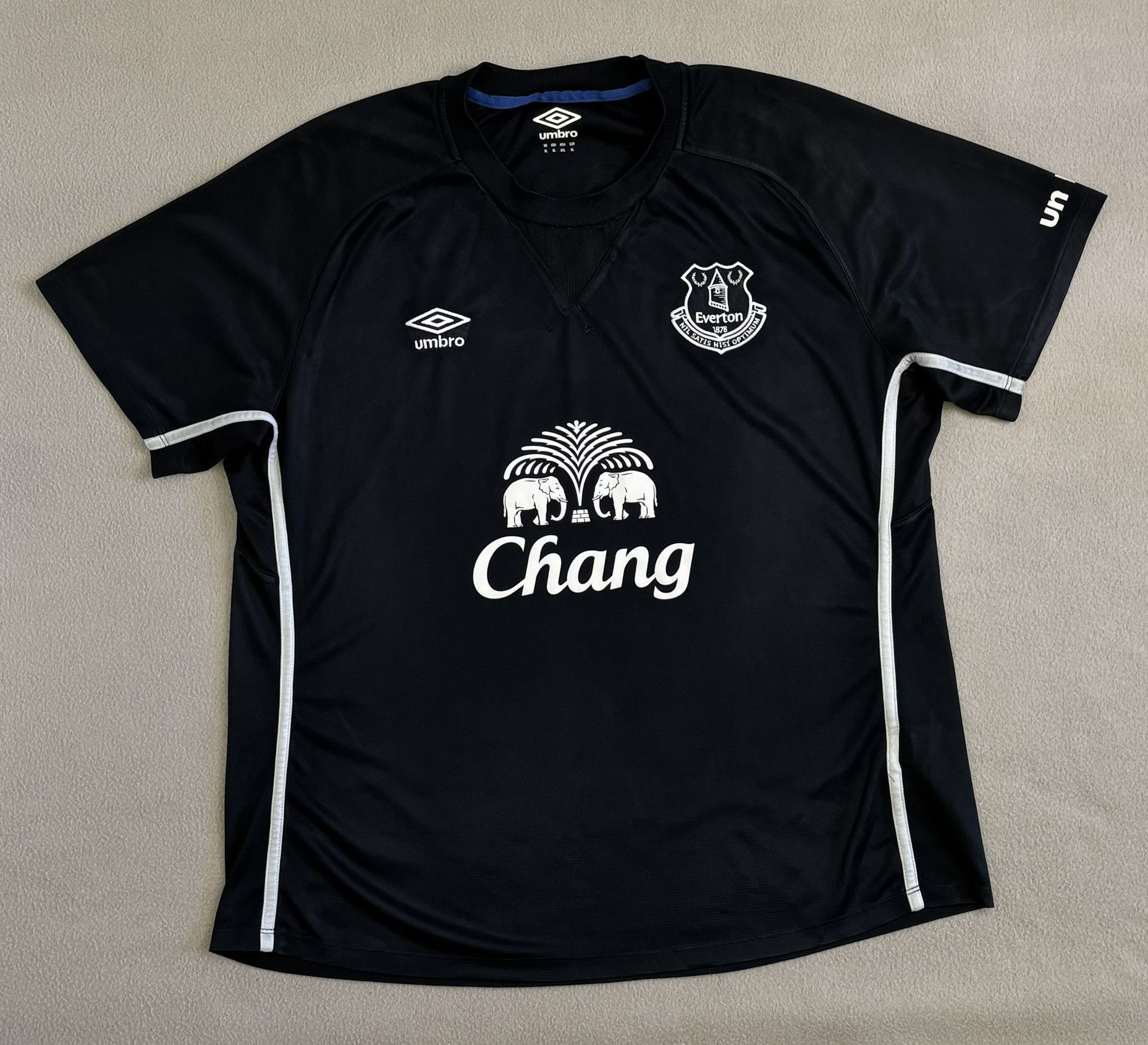 Umbro Everton FC 2014/2015 Umbro Football Jersey Size XL Size US XL / EU 56 / 4 - 5 Thumbnail