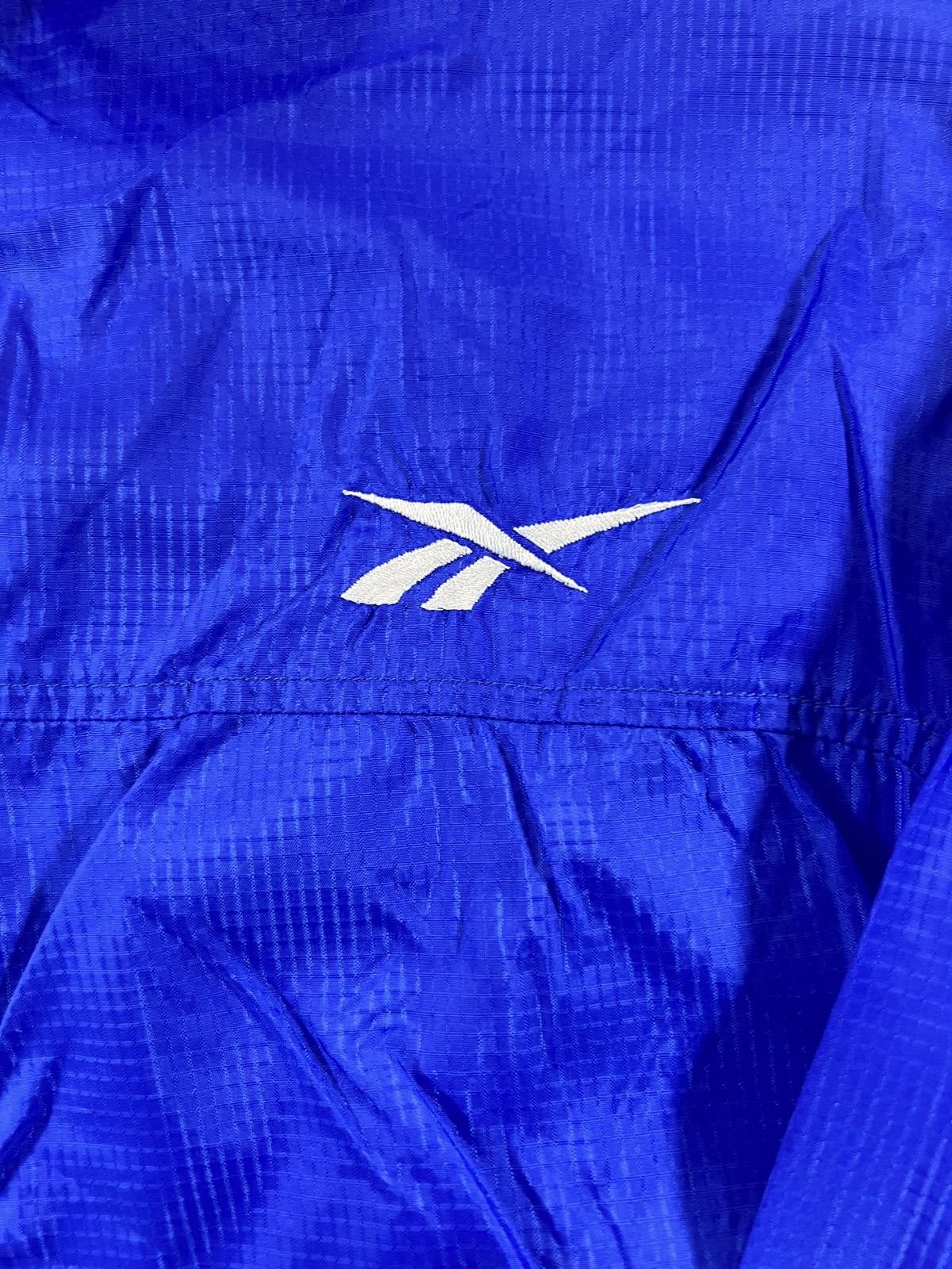 Reebok Vintage Reebok Blue Windbreaker Jacket S Size US S / EU 44-46 / 1 - 2 Thumbnail