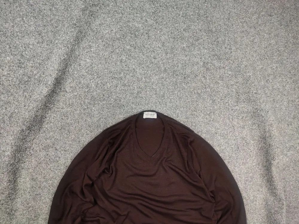 John Smedley John Smedley England Brown V neck wool sweater long sleeve Size US L / EU 52-54 / 3 - 1 Thumbnail
