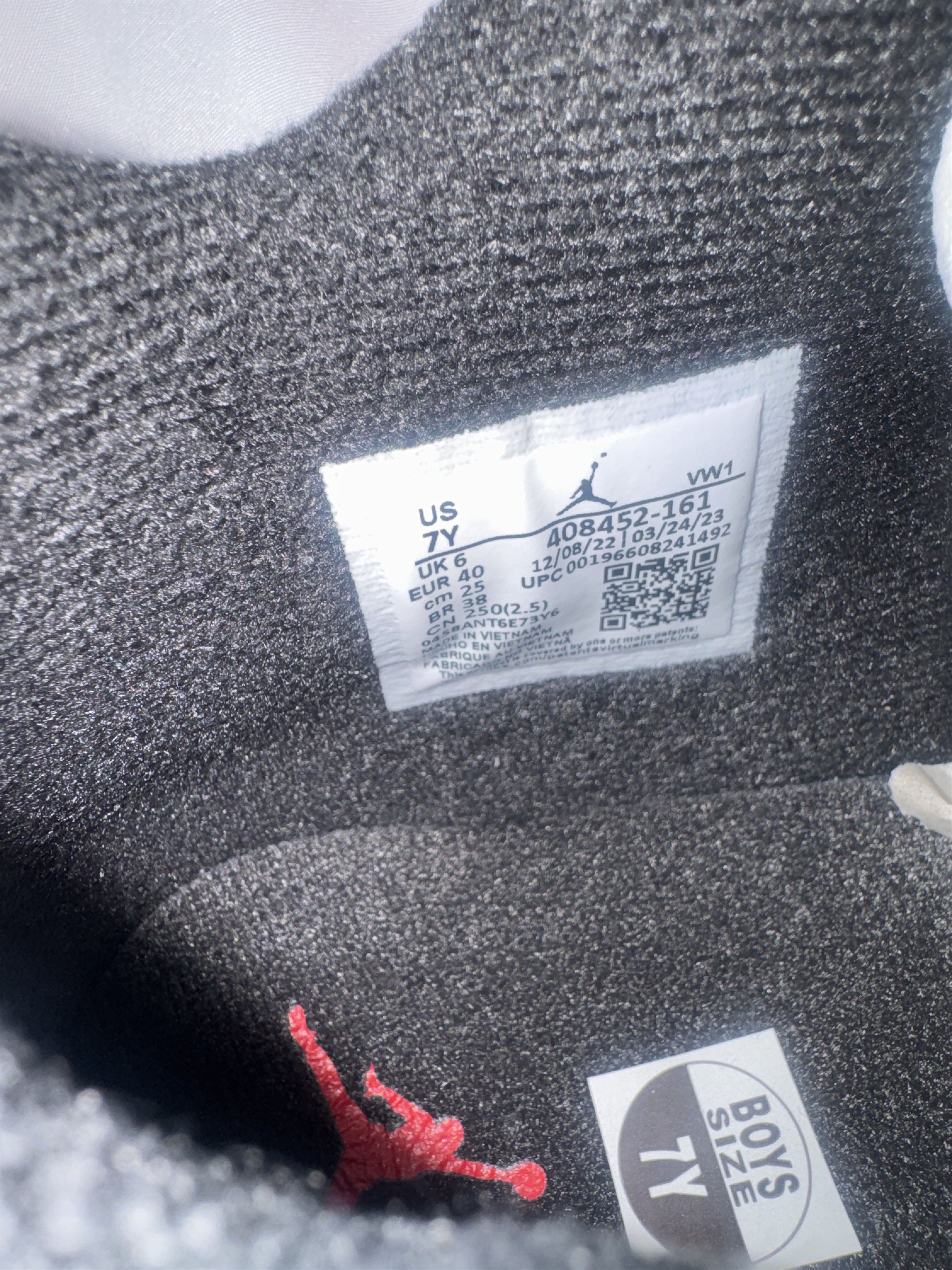 Jordan Brand 2023 Air Jordan 4 Retro 'Red Cement' Size US 8.5 / IT 38.5 - 8 Thumbnail