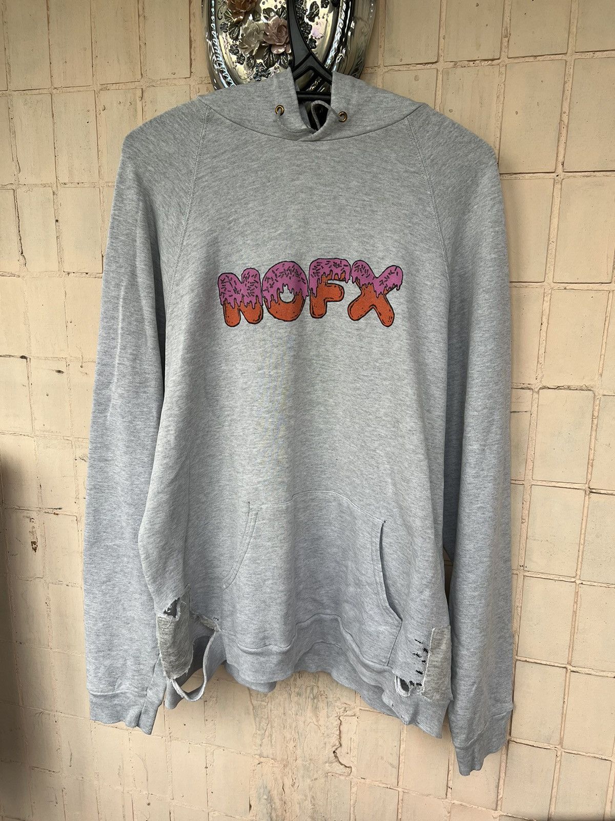 Vintage VINTAGE SCREEN STARS NOFX PUNK ROCK DISTRESSED HOODIE Size US XL / EU 56 / 4 - 1 Thumbnail