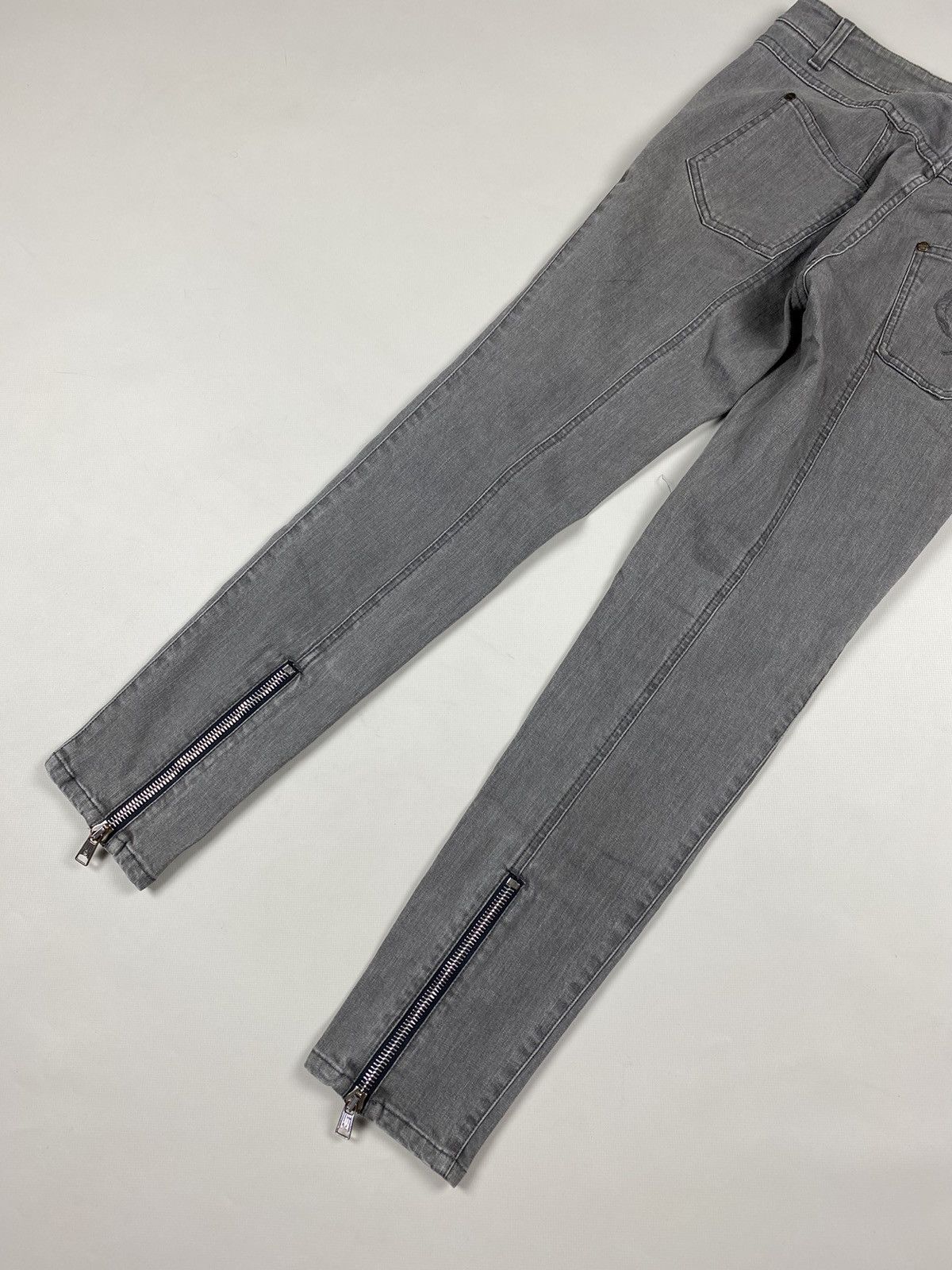 Alexander McQueen Alexander McQueen vintage ladies ankle zip jeans size 42 Size 28" / US 6 / IT 42 - 20 Thumbnail