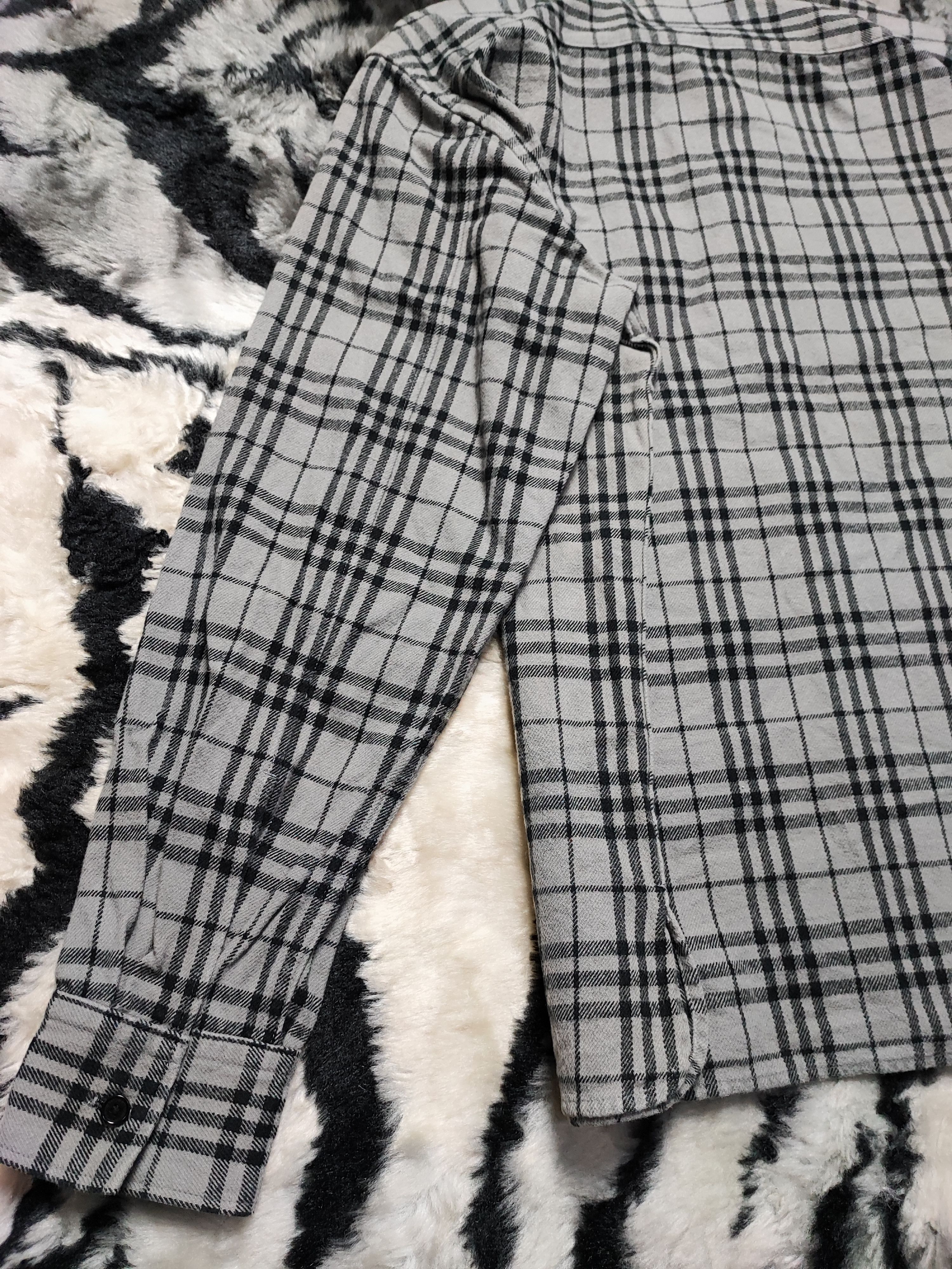 Burberry BURBERRY SHIRT Size US M / EU 48-50 / 2 - 12 Thumbnail