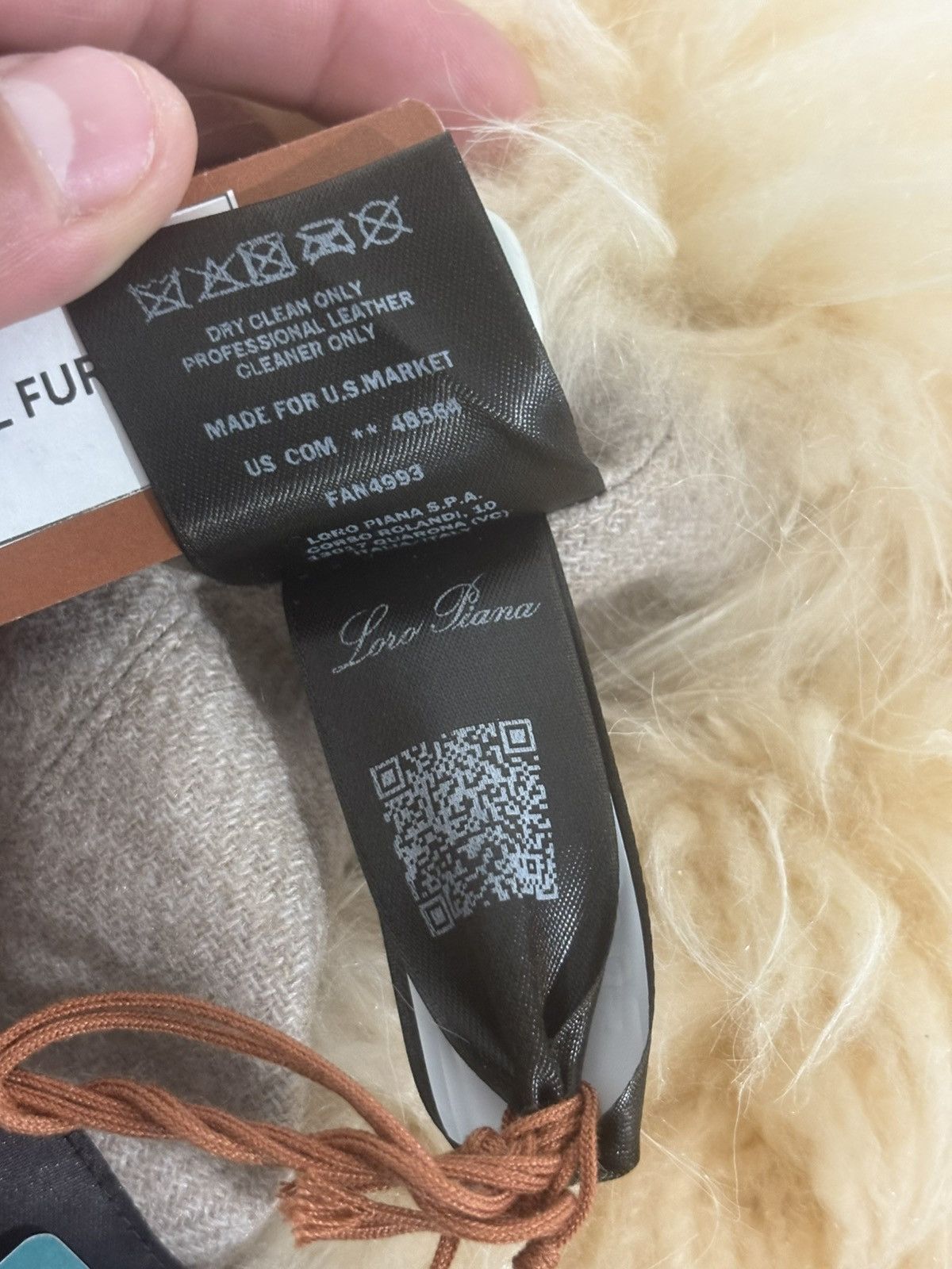 Loro Piana Loro Piana Masha Hat REAL FUR Size ONE SIZE - 11 Thumbnail