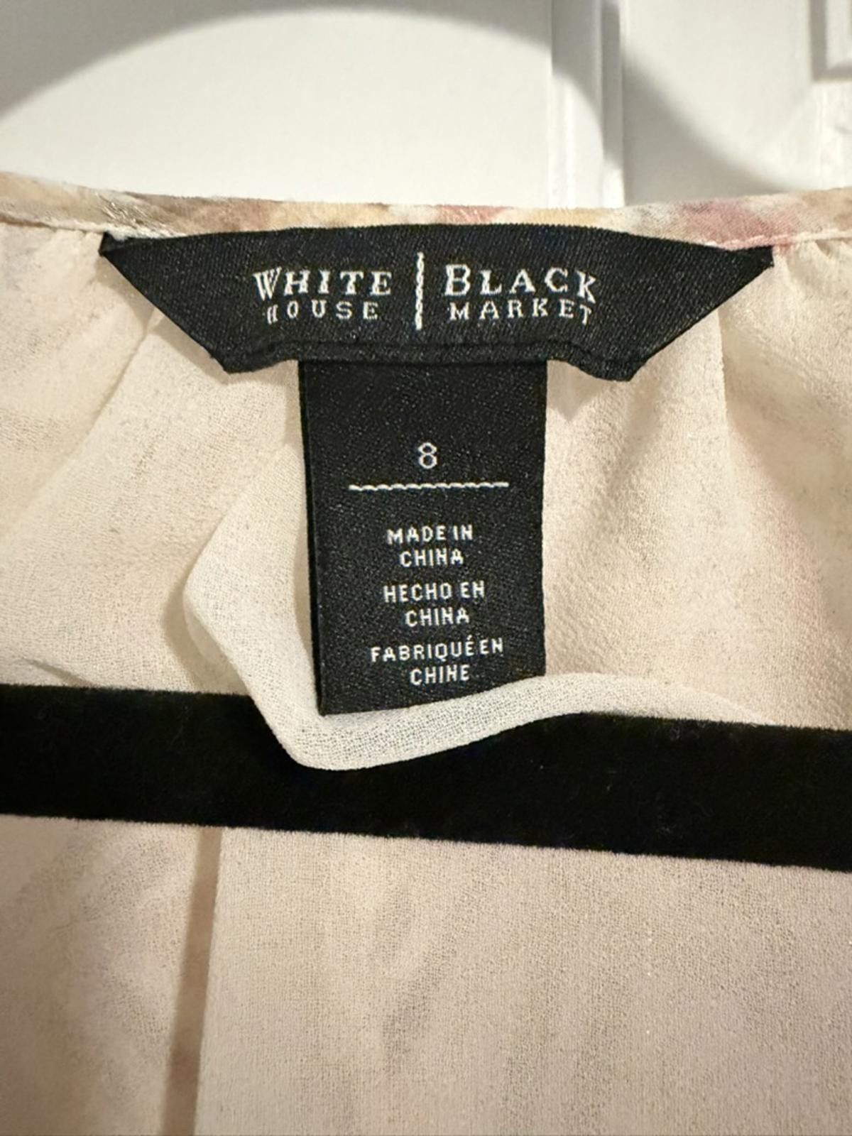 Other White House Black Market Women's Beige Printed Blouse Size 8 Size M / US 6-8 / IT 42-44 - 2 Thumbnail