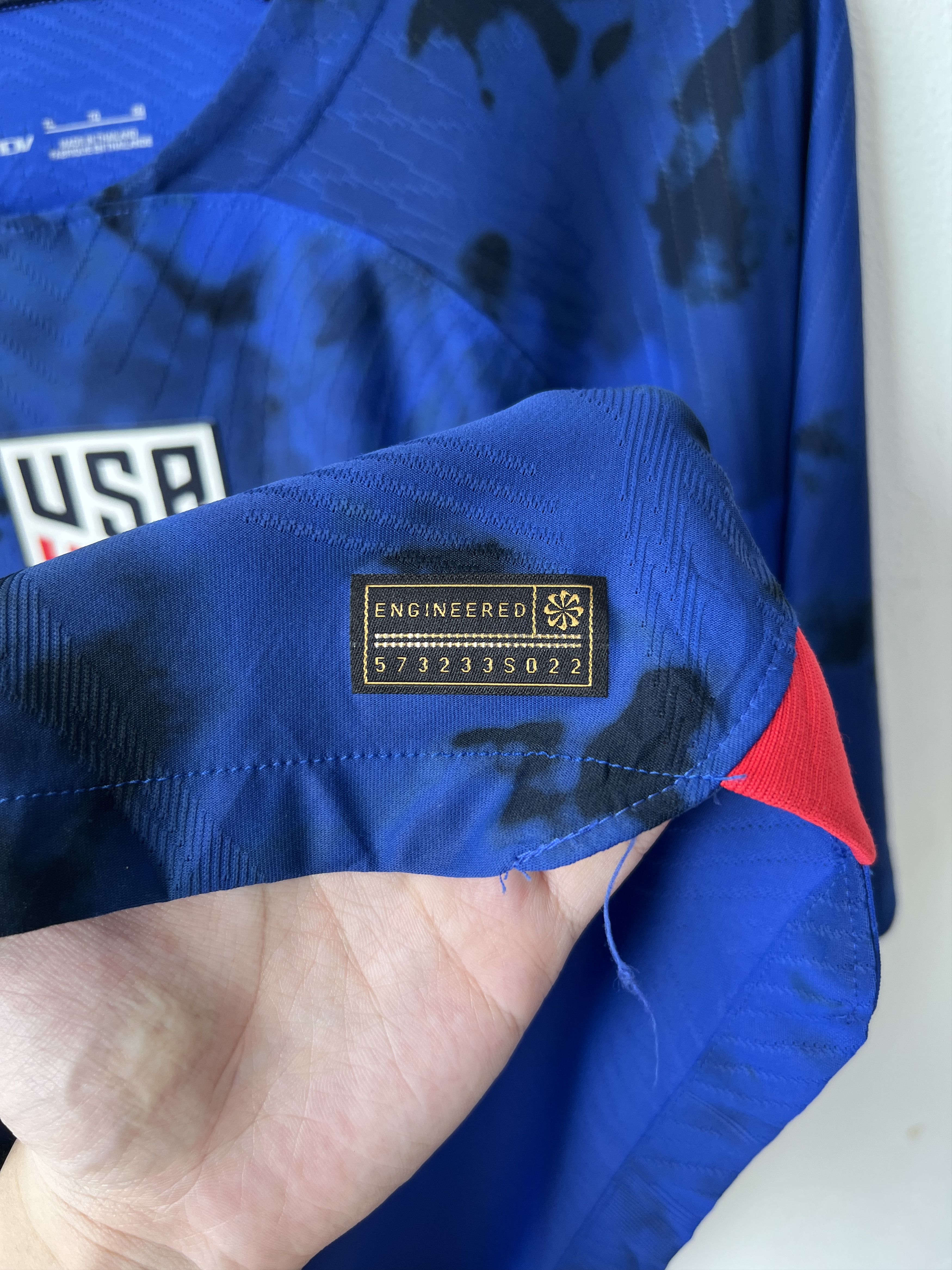 Nike (XL) USA 2022-23 Away Player Version Kit (USMNT) Size US XL / EU 56 / 4 - 5 Thumbnail
