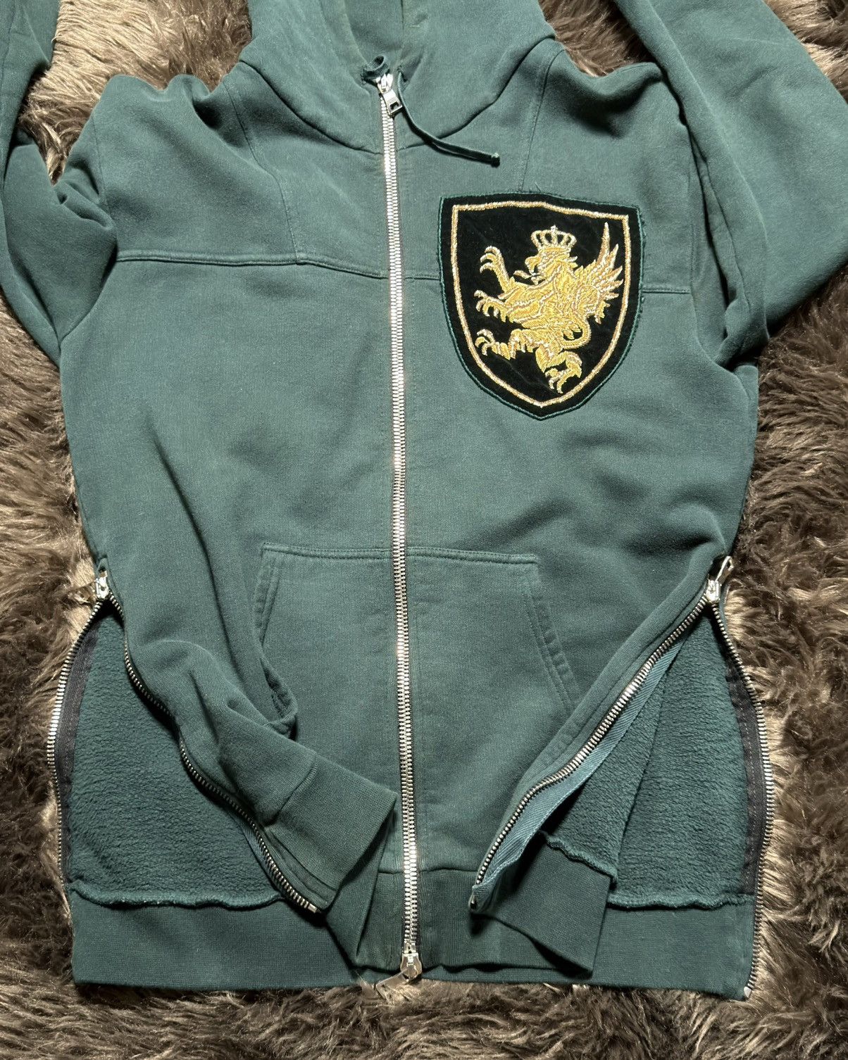Balmain Crest Hoodie Size US L / EU 52-54 / 3 - 7 Thumbnail