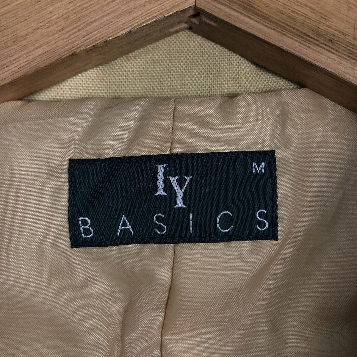 Issey Miyake 🔥Vintage Heavy Jacket Wood Button IV Basics Issey Miyake Size US M / EU 48-50 / 2 - 17 Thumbnail