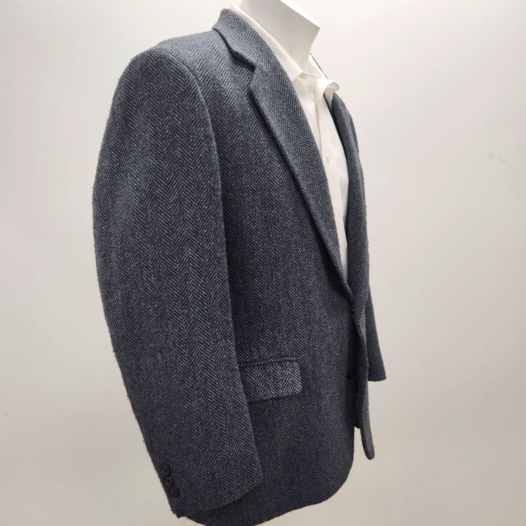 Vintage VINTAGE Hagger Blazer Men 44 Wool Blue Gray Herringbone Tweed 80s 90s Preppy Suit Jacket Size 44R - 5 Thumbnail