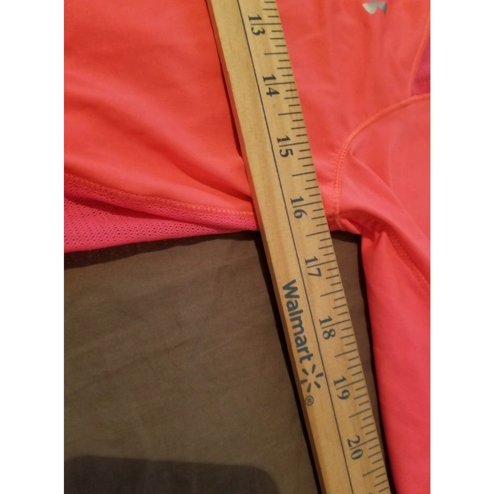 Under Armour Womens Under Armour Shirt S Small Orange Athletic Gym Workout Long Sleeve Size S / US 4 / IT 40 - 4 Thumbnail