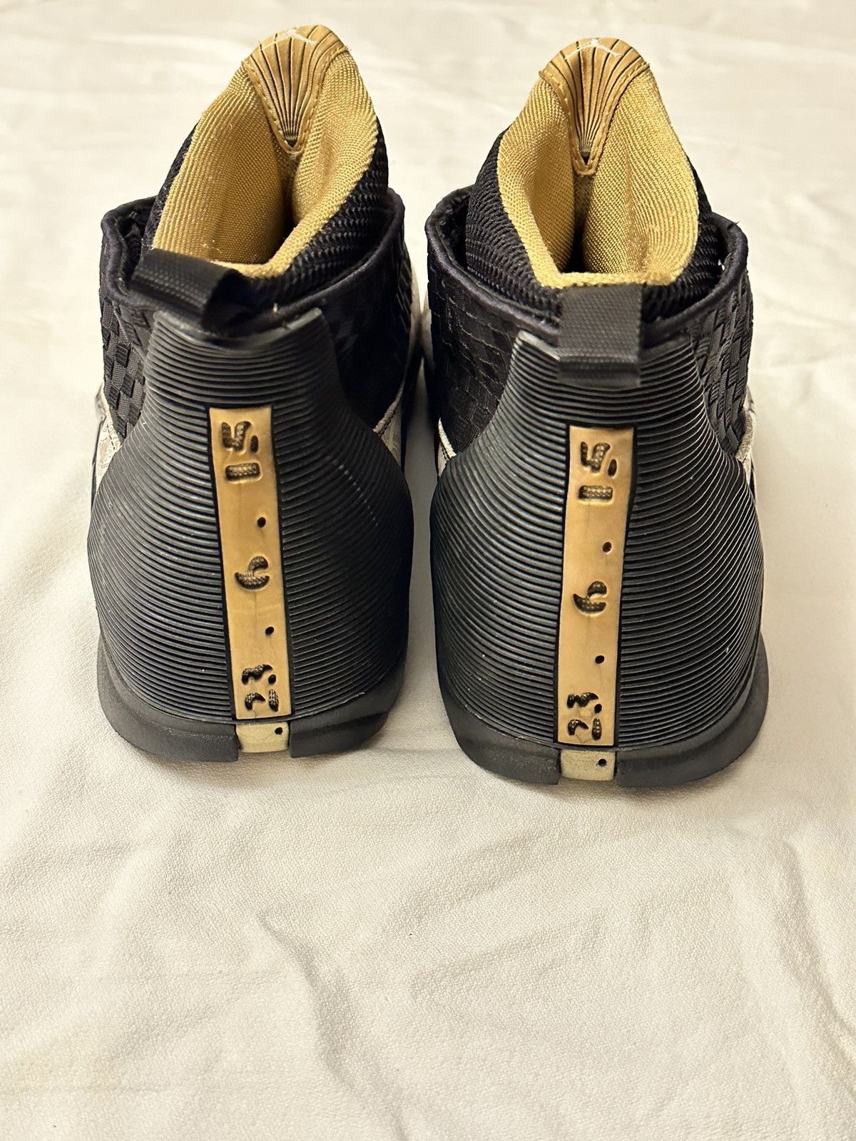 Jordan Brand Air Jordan 15 Laser Black Sz 10 Size US 10 / EU 43 - 5 Thumbnail