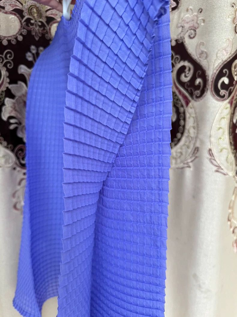 Issey Miyake Issey Miyake Purple checkered mainline thin sand top Size S / US 4 / IT 40 - 6 Thumbnail