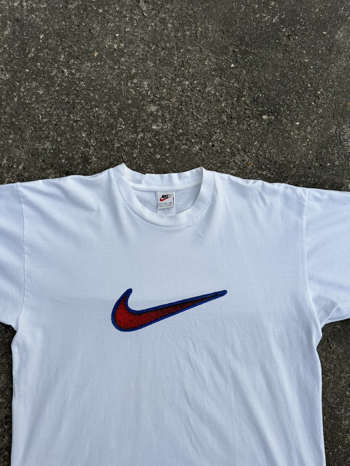 Nike Nike Vintage T-Shirt Big Logo Size US XL / EU 56 / 4 - 5 Thumbnail
