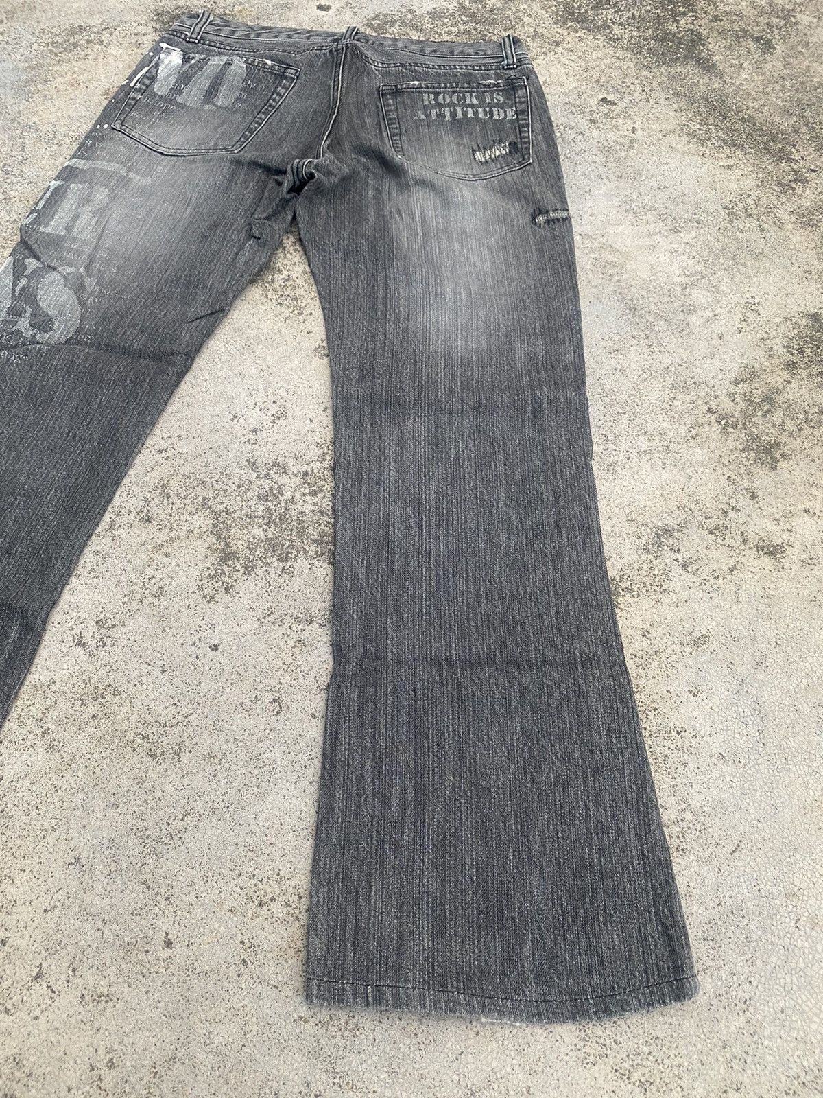 If Six Was Nine × Japanese Brand × Le Grande Bleu (L.G.B.) Flare Jeans Rupert Edge Distressed Hagi Painted Bootcut Size US 30 / EU 46 - 14 Thumbnail
