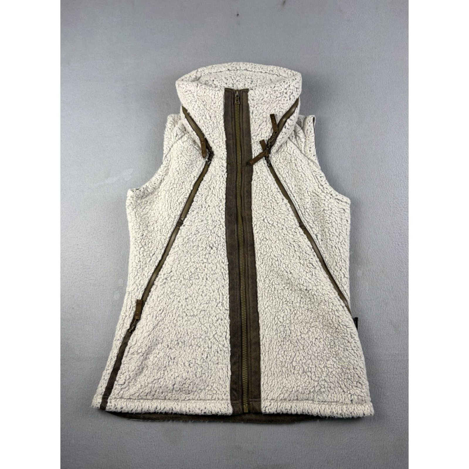 Vintage Kuhl Flight Vest Womens Small Fleece Full Zip Hood Pockets Beige Size S / US 4 / IT 40 - 2 Thumbnail