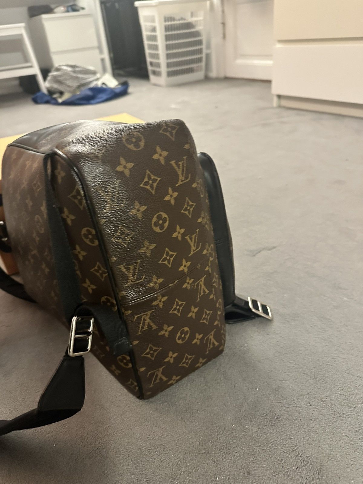 Louis Vuitton Louis Vuitton Josh monogram Size ONE SIZE - 8 Thumbnail