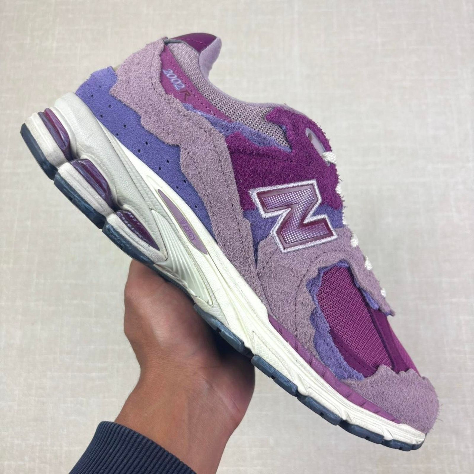 New Balance 🦄 2022 New Balance 2002R Protection Pack “Pink” 10M Size US 10 / EU 43 - 1 Thumbnail