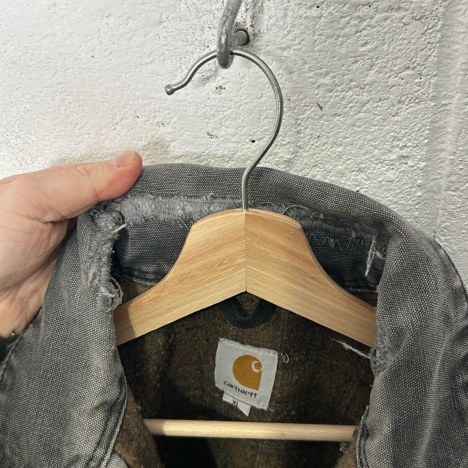 Carhartt Thrashed Vintage Carhartt Detroit Jacket “Gravel” J97 GVL Size US XL / EU 56 / 4 - 15 Thumbnail