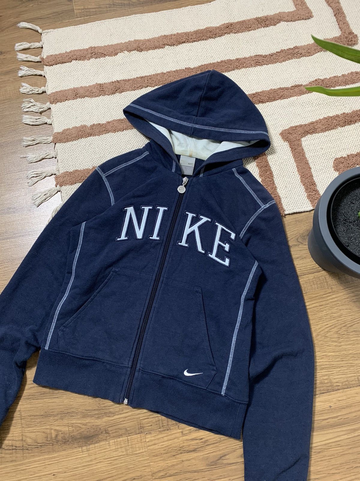 Nike VINTAGE NIKE BIG LOGO Y2K ZIP UP HOODIE Size M / US 6-8 / IT 42-44 - 1 Thumbnail