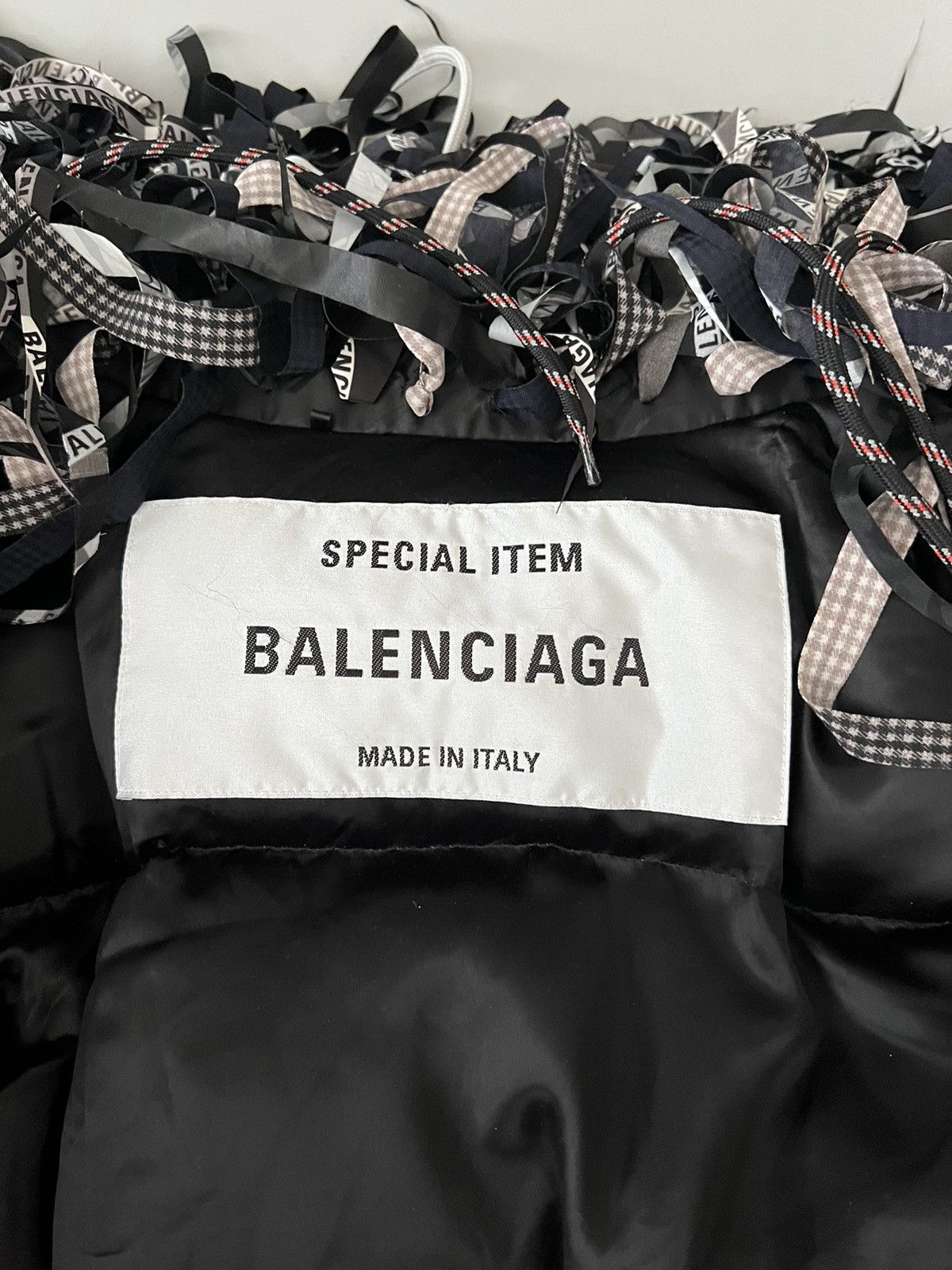 Balenciaga Balenciaga Pagoda Shoulder Coat Size US M / EU 48-50 / 2 - 11 Thumbnail