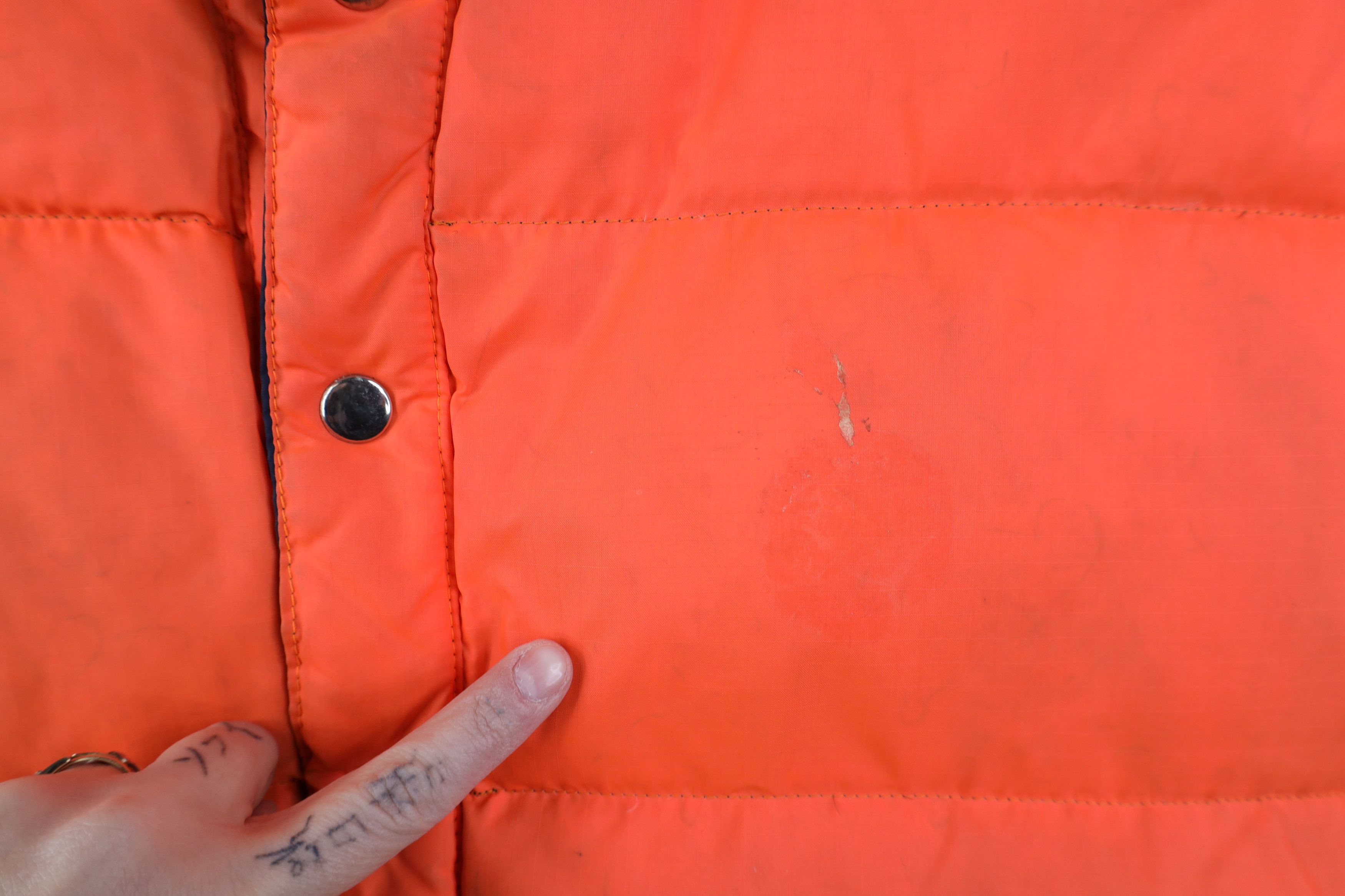 Vintage Vintage 70s Streetwear Reversible Down Puffer Vest Jacket Size US M / EU 48-50 / 2 - 15 Thumbnail