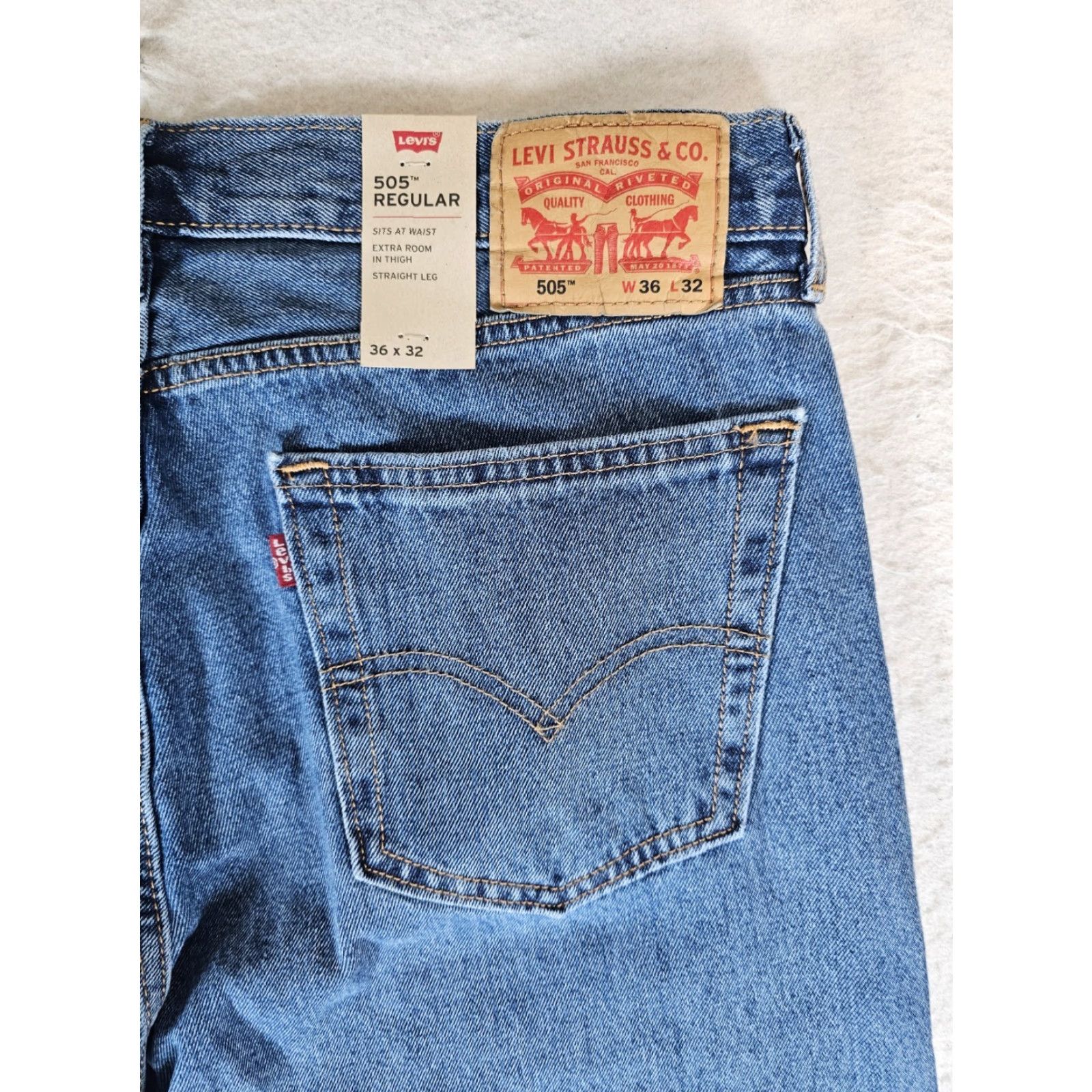Levi's VINTAGE Levi's Jeans 505 Regular Straight Men's 36x32 Blue Denim Medium Wash + Logo Pocket 5-Pocket Design USA 90s Style Mens Size US 36 / EU 52 - 7 Thumbnail