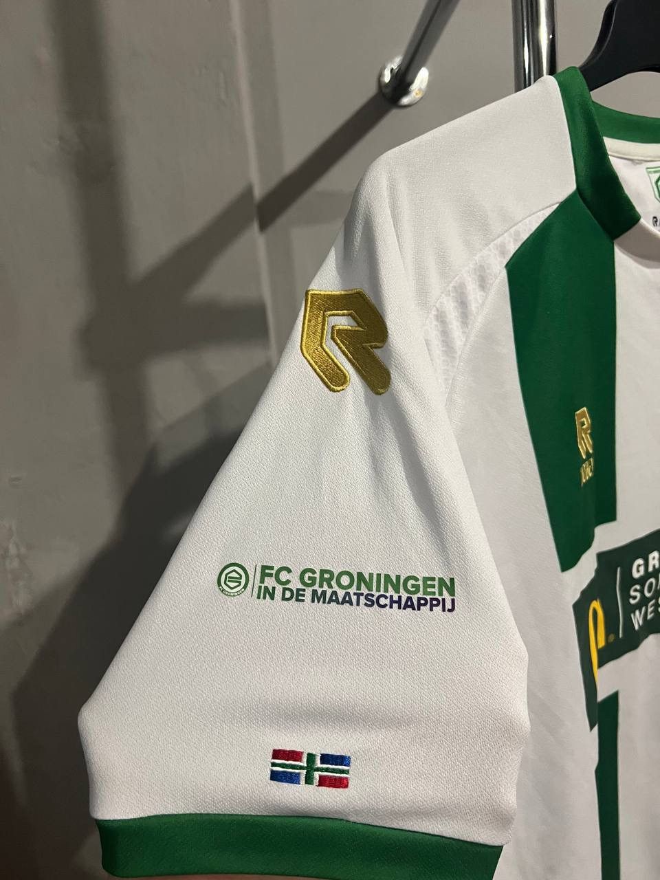 Sports Specialties SPECIAL 2021 FC GRONINGEN #10 MATCH WORN SOCCER JERSEY ROBEY Size US XL / EU 56 / 4 - 7 Thumbnail