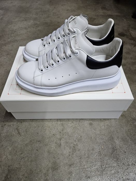 Alexander McQueen Alexander McQueen Oversized Sneaker White/Black