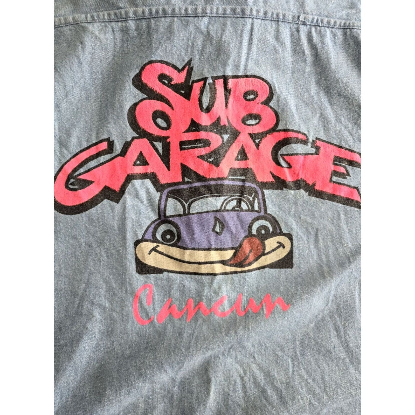 Garage Vintage 90s Favorit Sub Garage Cancun Mexico Mechanic Shirt Chambray Button-Front Short Sleeve XL Mens Blue Cotton Grunge 1990s Mexico Origin Size US XL / EU 56 / 4 - 4 Thumbnail