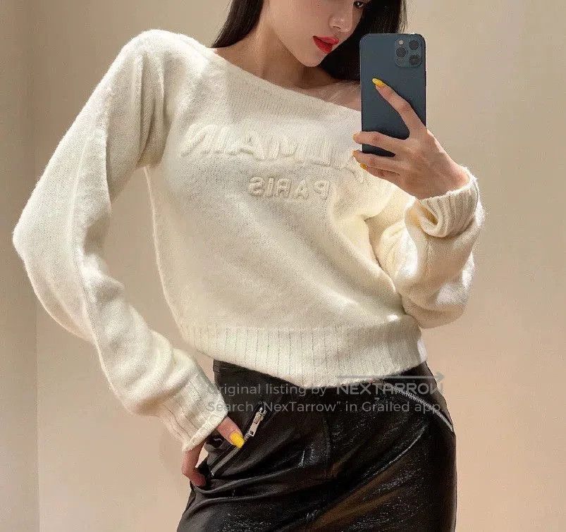 Balmain balmain beige letter knit sweater. Size XS / US 0-2 / IT 36-38 - 4 Thumbnail