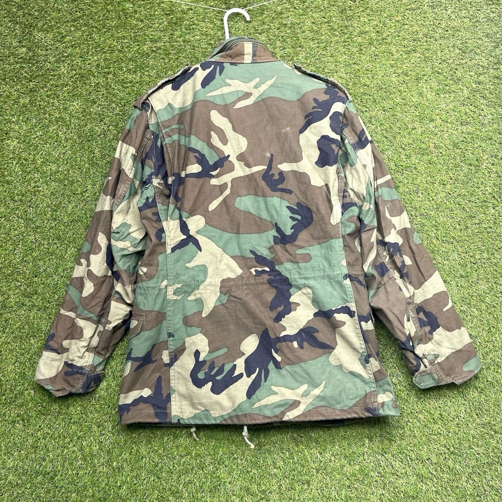 Vintage VINTAGE US Army Jacket Mens Small Regular Woodland Camouflage 90s Military Jacket Mens Small Regular Woodland Camouflage 90s Size US S / EU 44-46 / 1 - 2 Thumbnail