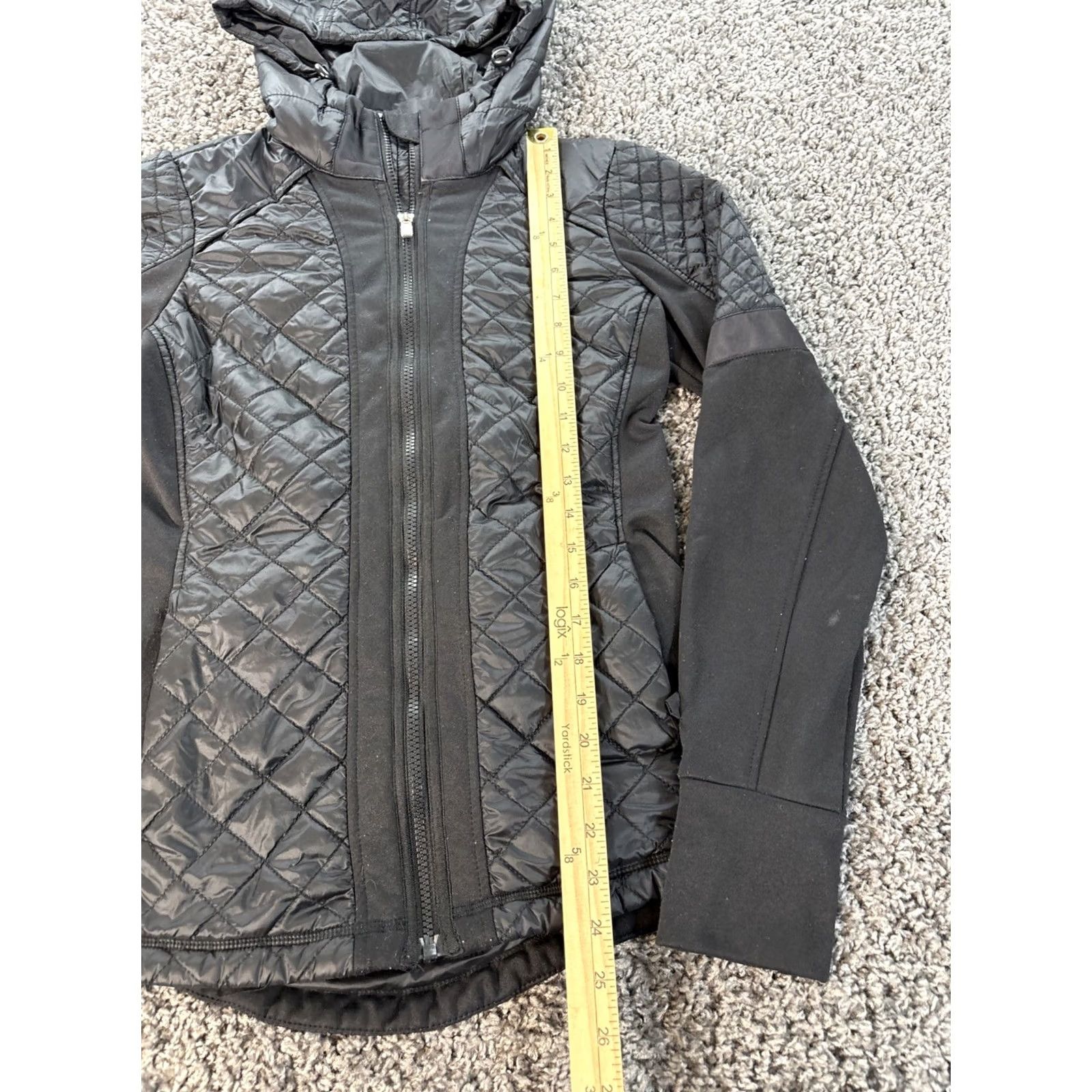 Athleta Athleta Puffer Jacket Women’s S Small Rock Springs CYA Black Full Zip Jacket Size S / US 4 / IT 40 - 2 Thumbnail