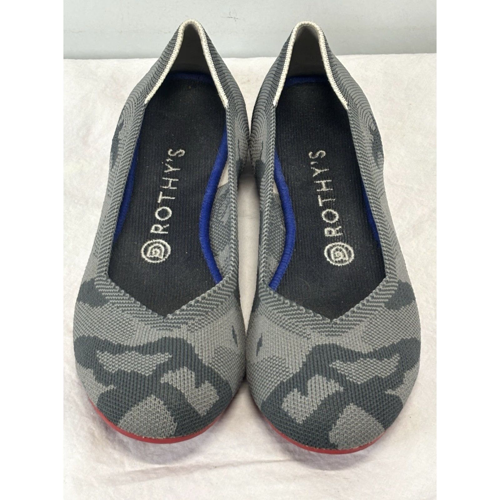 Rothy's Rothy’s Round Toe Ballet Flat Size 9.5 Grey Camouflage V Cut Knit - Retired - Pre-owned Good - Women’s Flat Shoes Size US 7 / IT 37 - 3 Thumbnail
