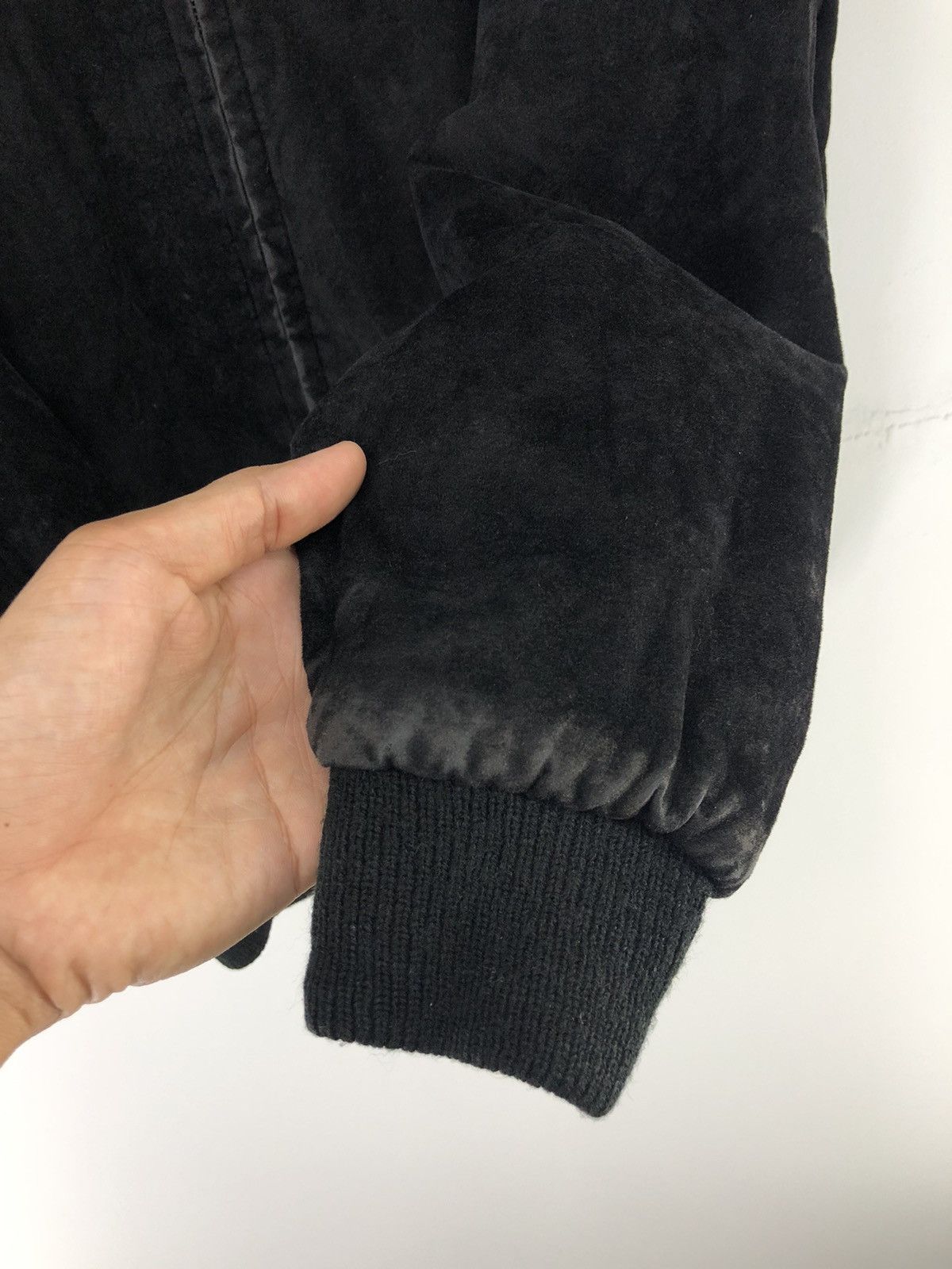 Vintage Vintage Velvet Black Bomber Jacket Size US L / EU 52-54 / 3 - 13 Thumbnail