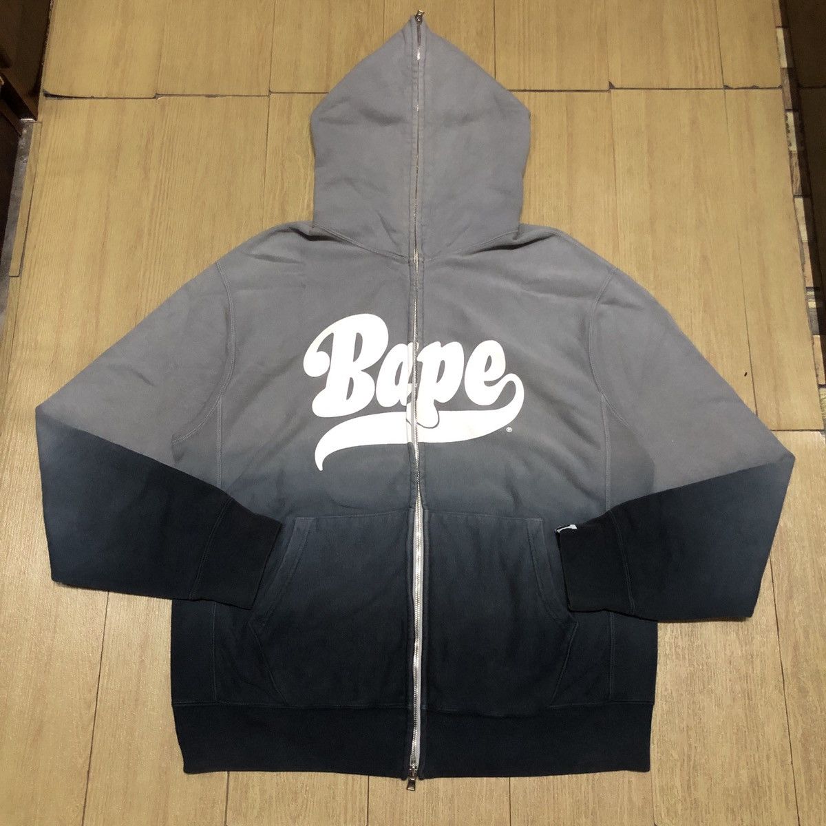 Bape BAPE Gradient Full Zip Hoodie Size US M / EU 48-50 / 2 - 1 Thumbnail