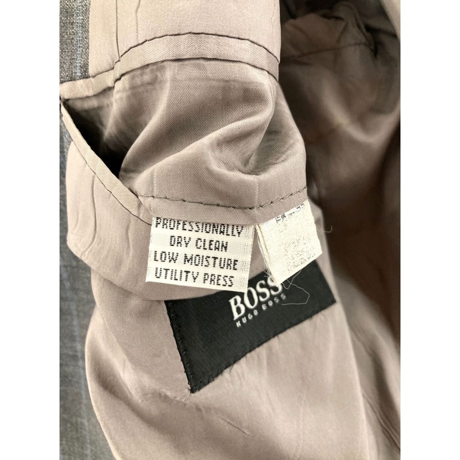 Hugo Boss HUGO BOSS Blazer Mens 38 R Gray Striped Wool 2 Piece Notch Lapel 3-Button Front Jacket Coat Vintage: No Size 38R - 4 Thumbnail